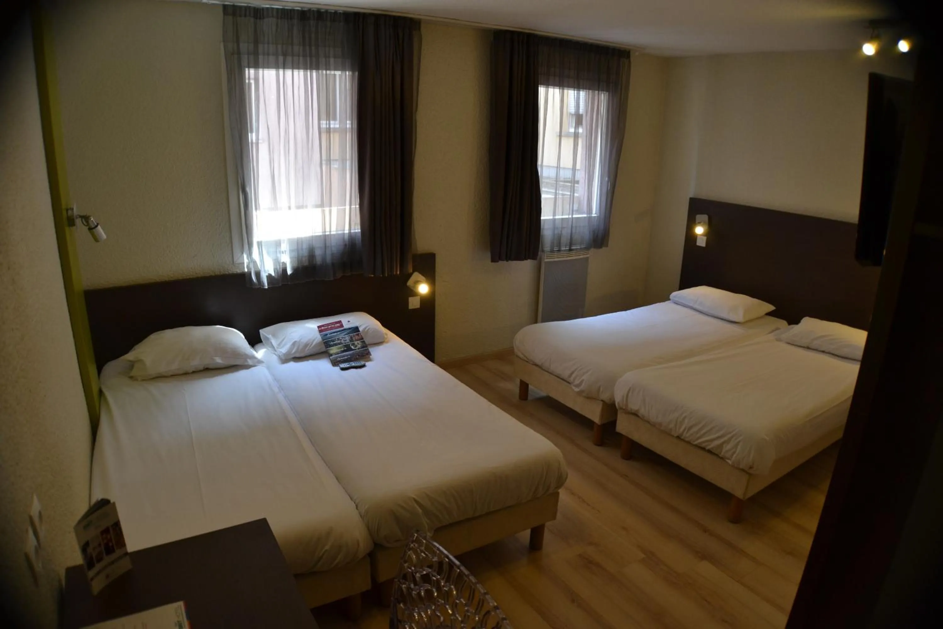 Quadruple Room with 4 Single Beds in Hotel Primo Colmar Centre