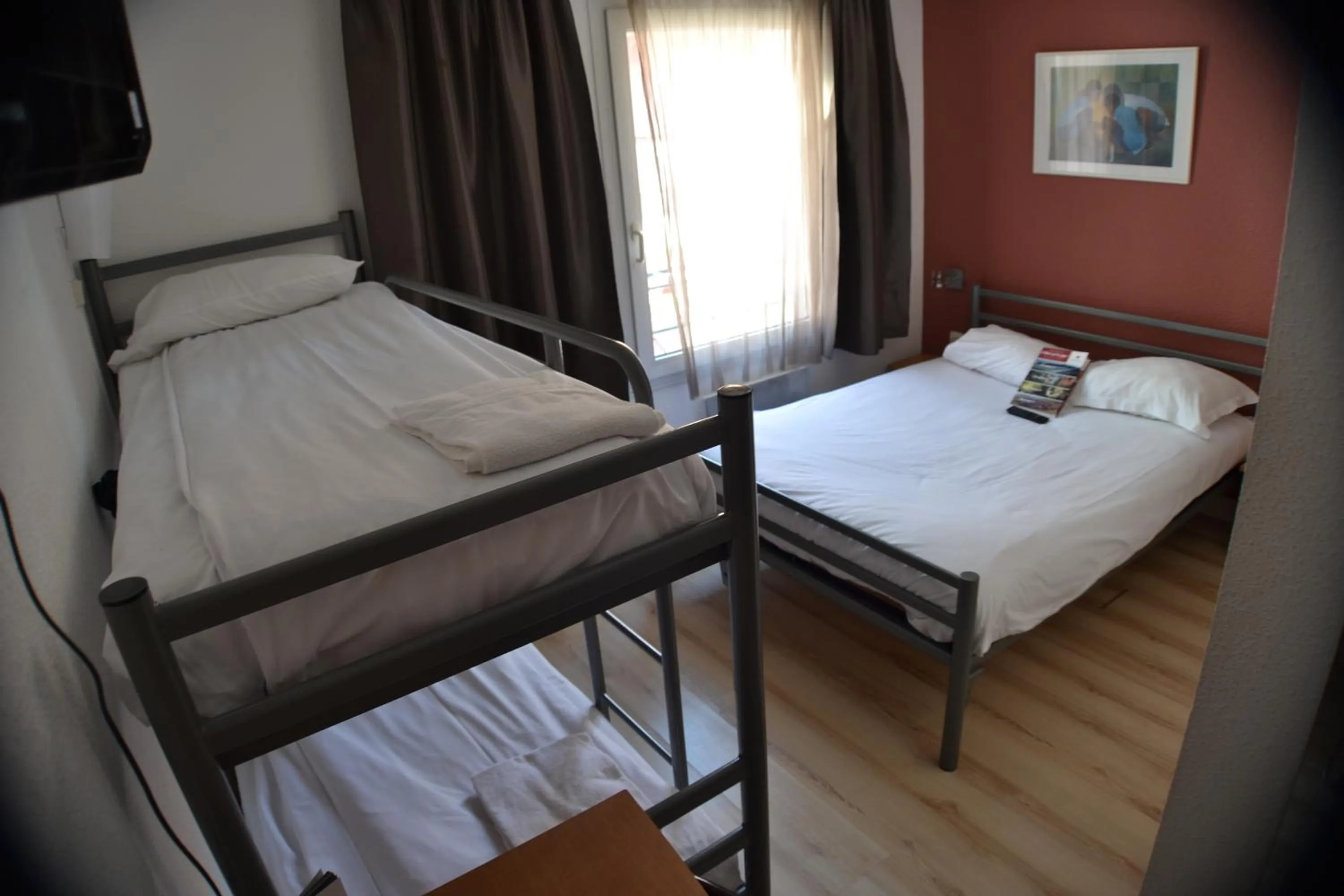Quadruple room with 1 Double Bed and 2 Bunk Beds in Hotel Primo Colmar Centre