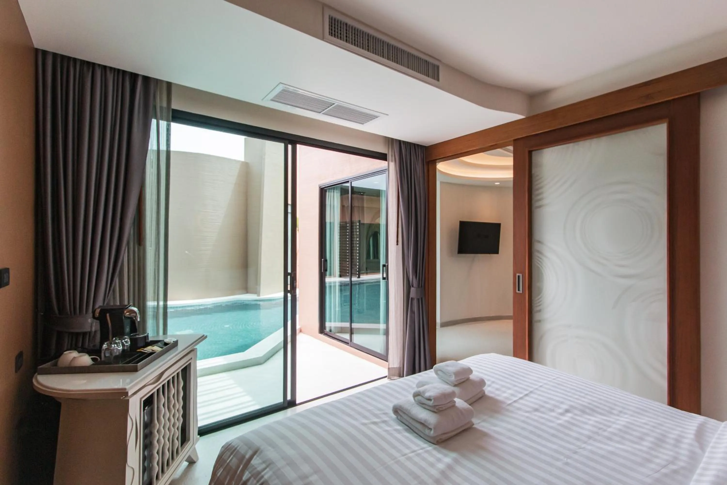 Villa with Pool Access in Rachabhura Hotel