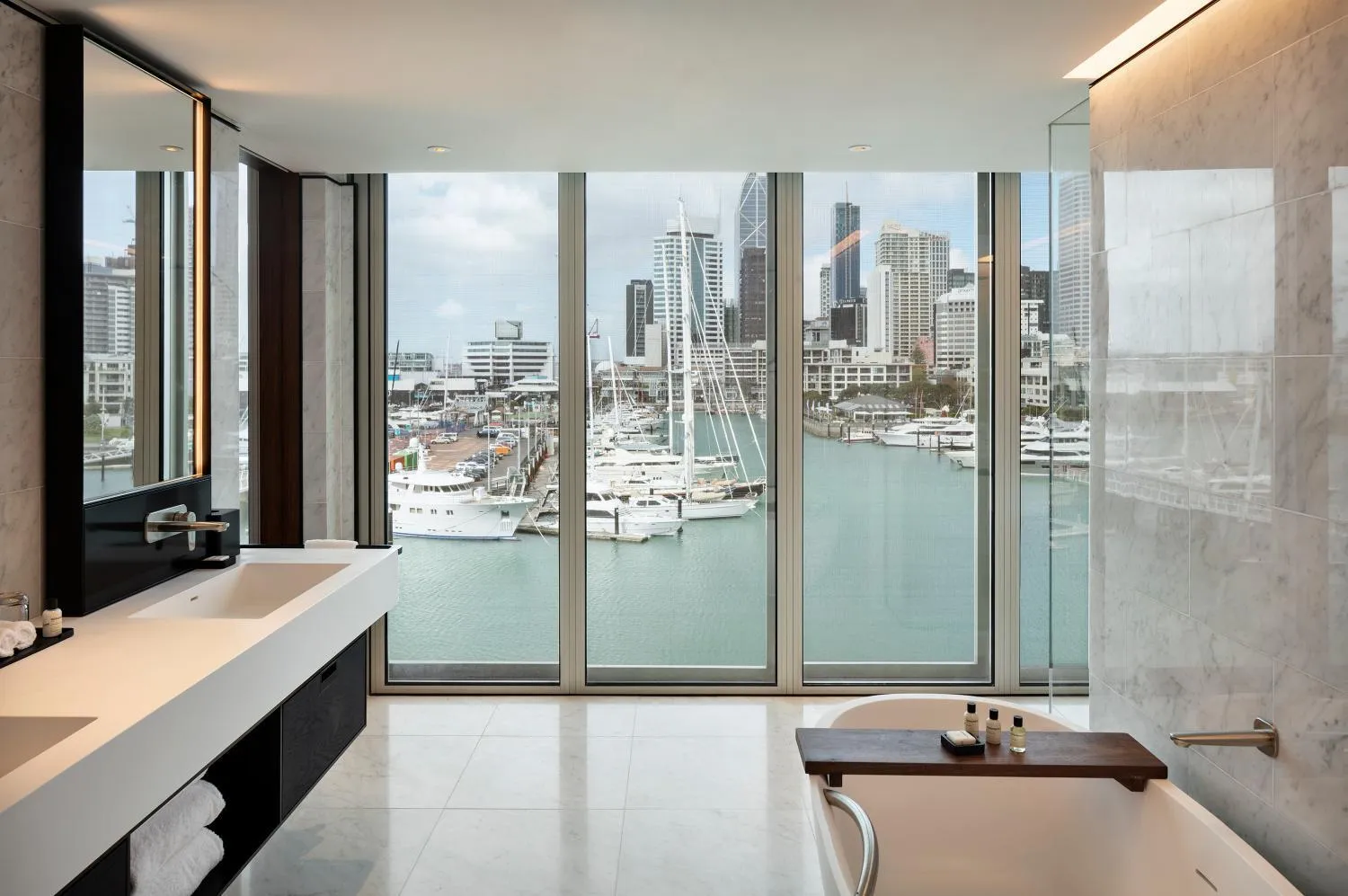 Suite with Harbor View in Park Hyatt Auckland