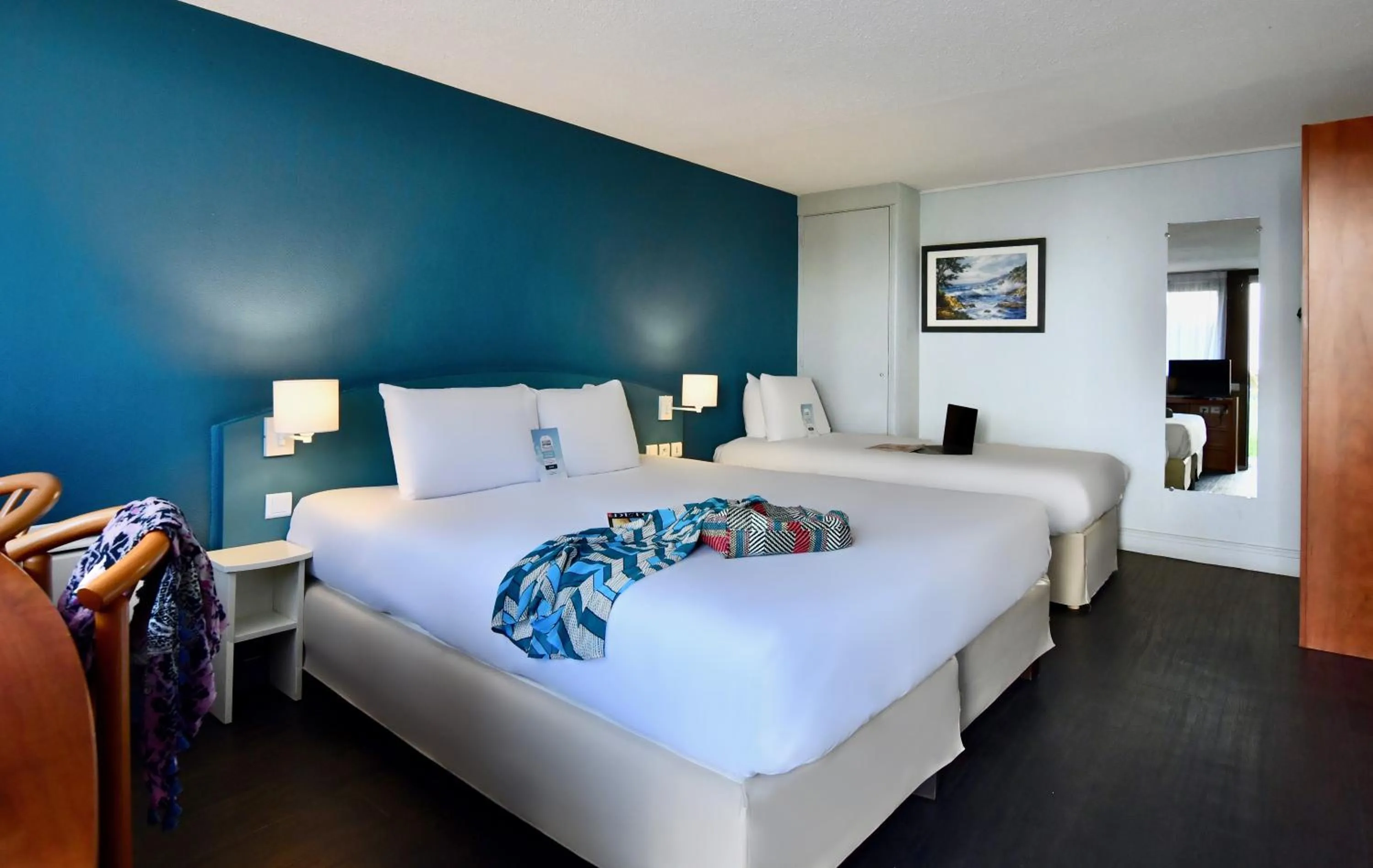 Standard Room - 1 Double Bed 1 Single Bed in Kyriad Lannion-Perros-Guirec