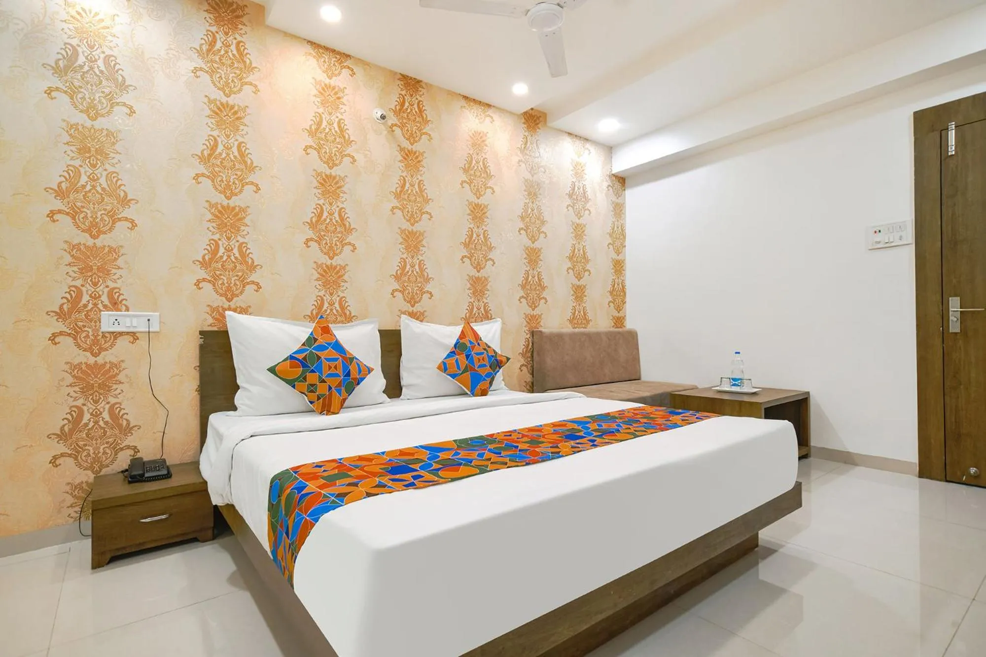 Suite - single occupancy in FabHotel Ten Eleven