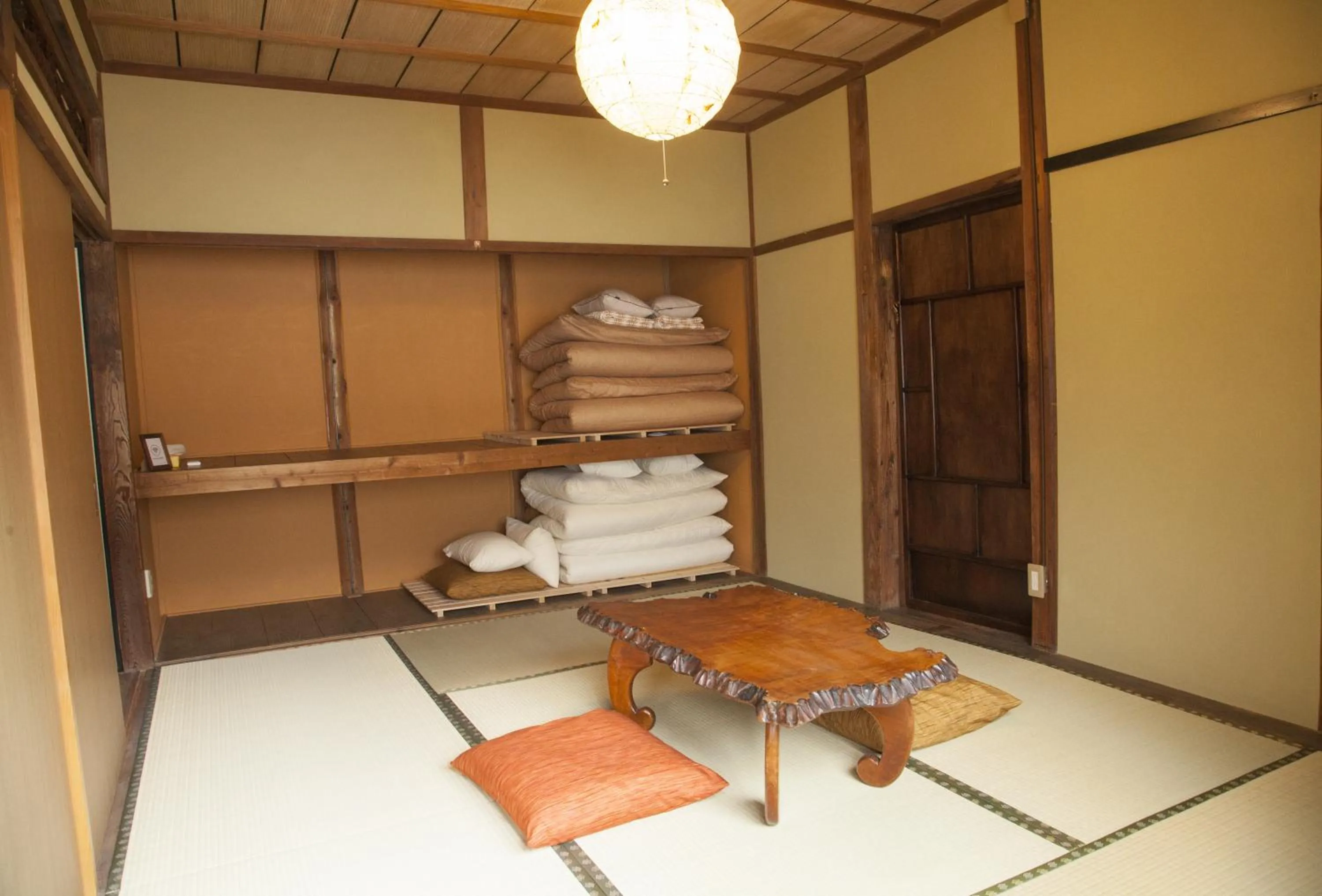 Triple Room with Shared Bathroom - single occupancy in Guest House tokonoma