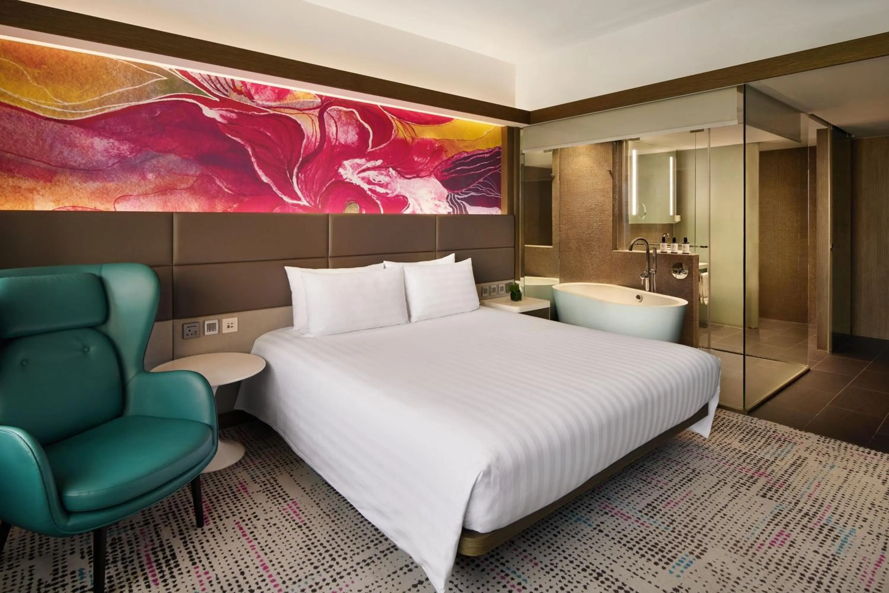 Executive King Room with Lounge Access and City View in The Park Lane Hong Kong, Autograph Collection