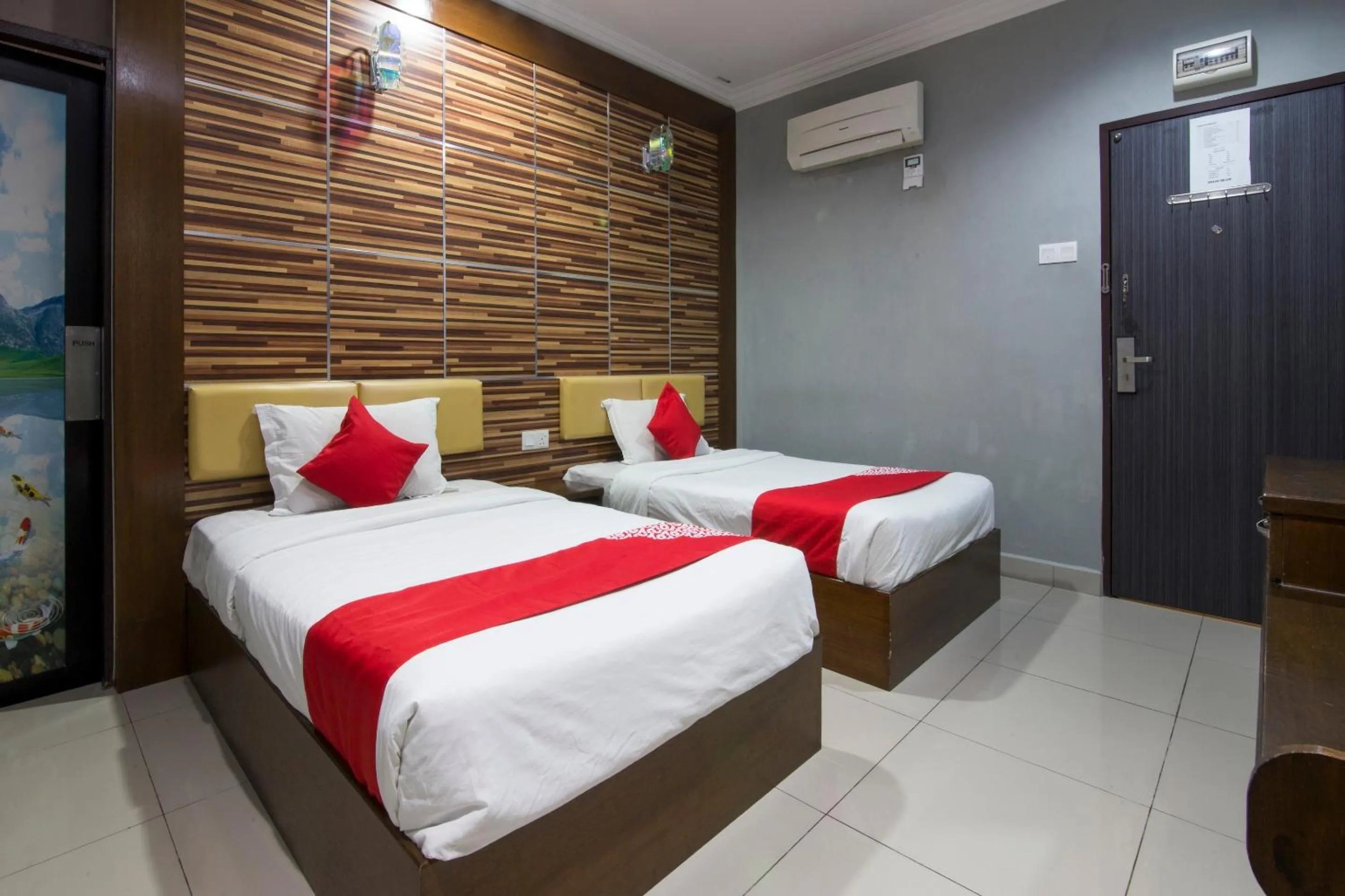 Standard Twin Room in Anggerik Garden Hotel - AG Hotel