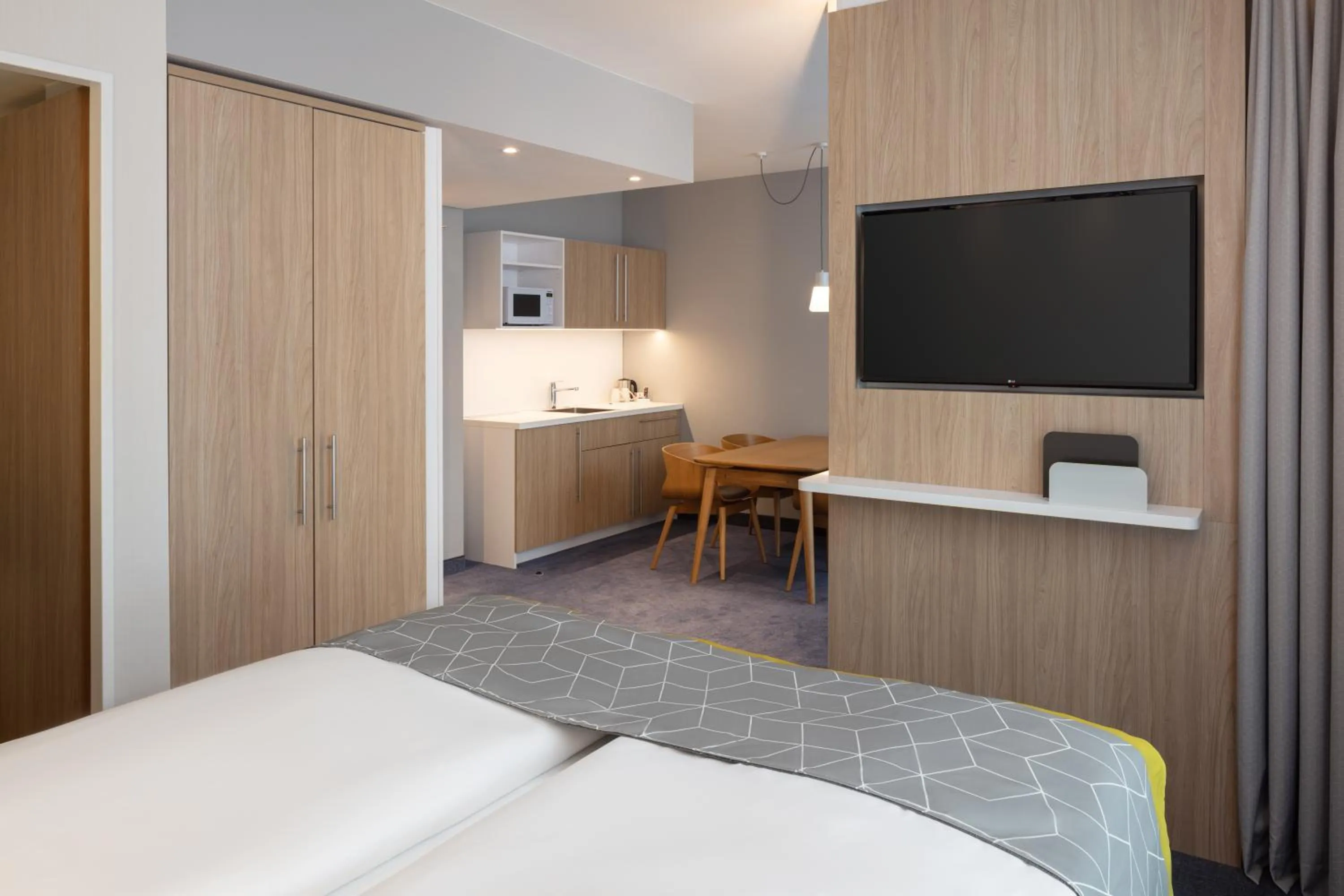 Queen Suite with Sofa Bed in Holiday Inn Express - Aarburg - Oftringen by IHG