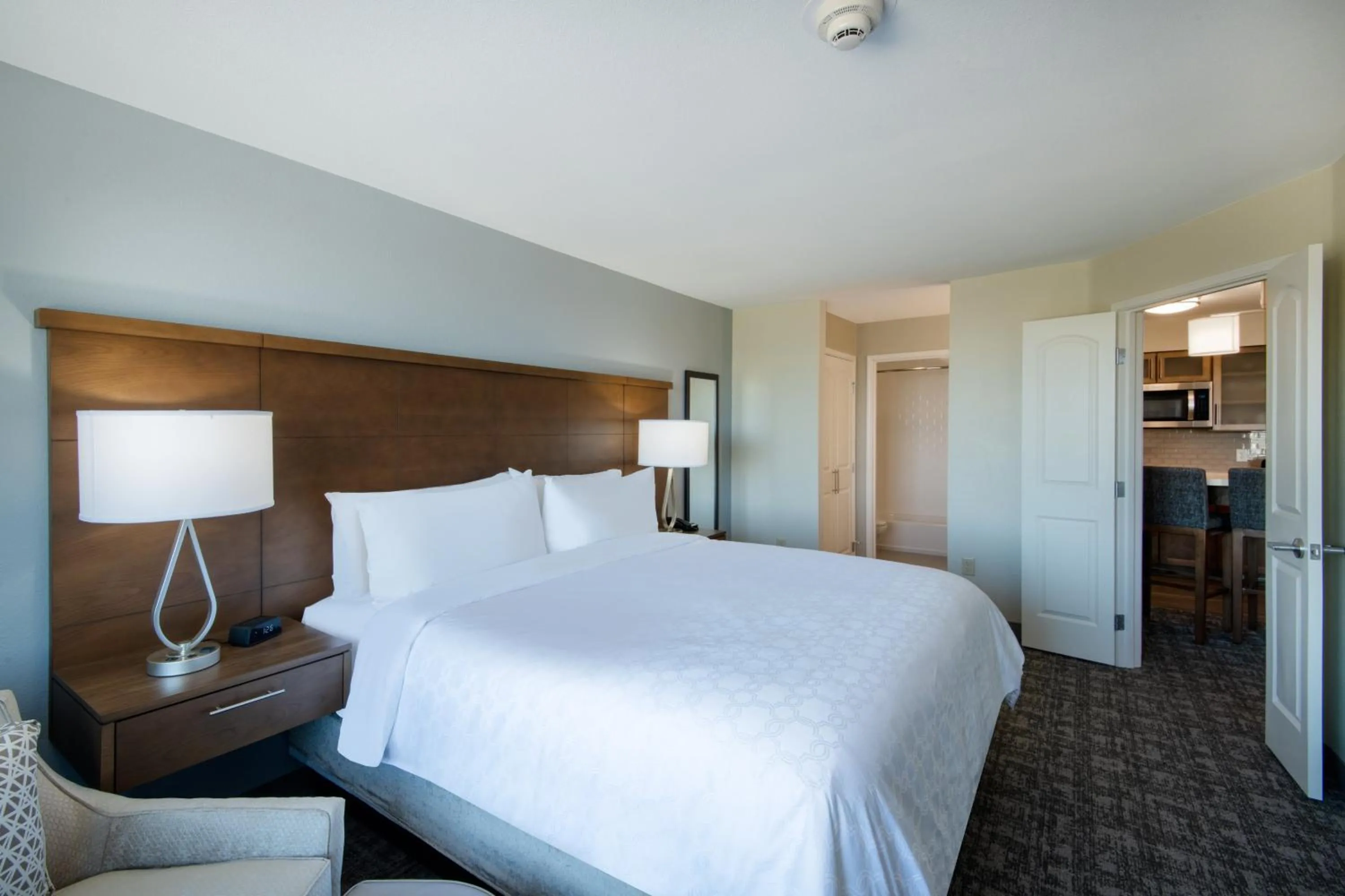 One-Bedroom King Suite in Staybridge Suites - Scottsdale - Talking Stick by IHG