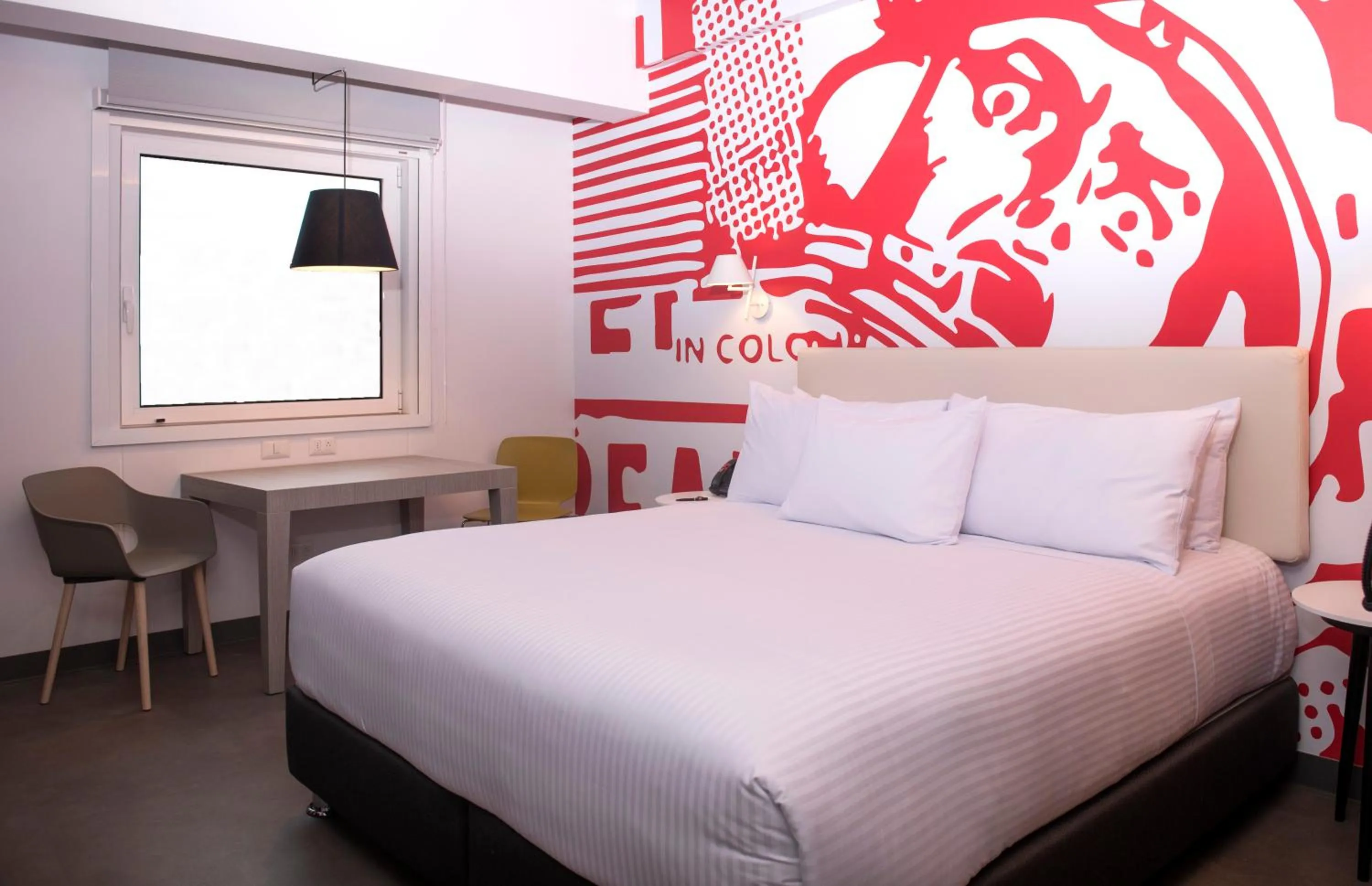 King Room - single occupancy - Non-Smoking in Radisson RED Miraflores
