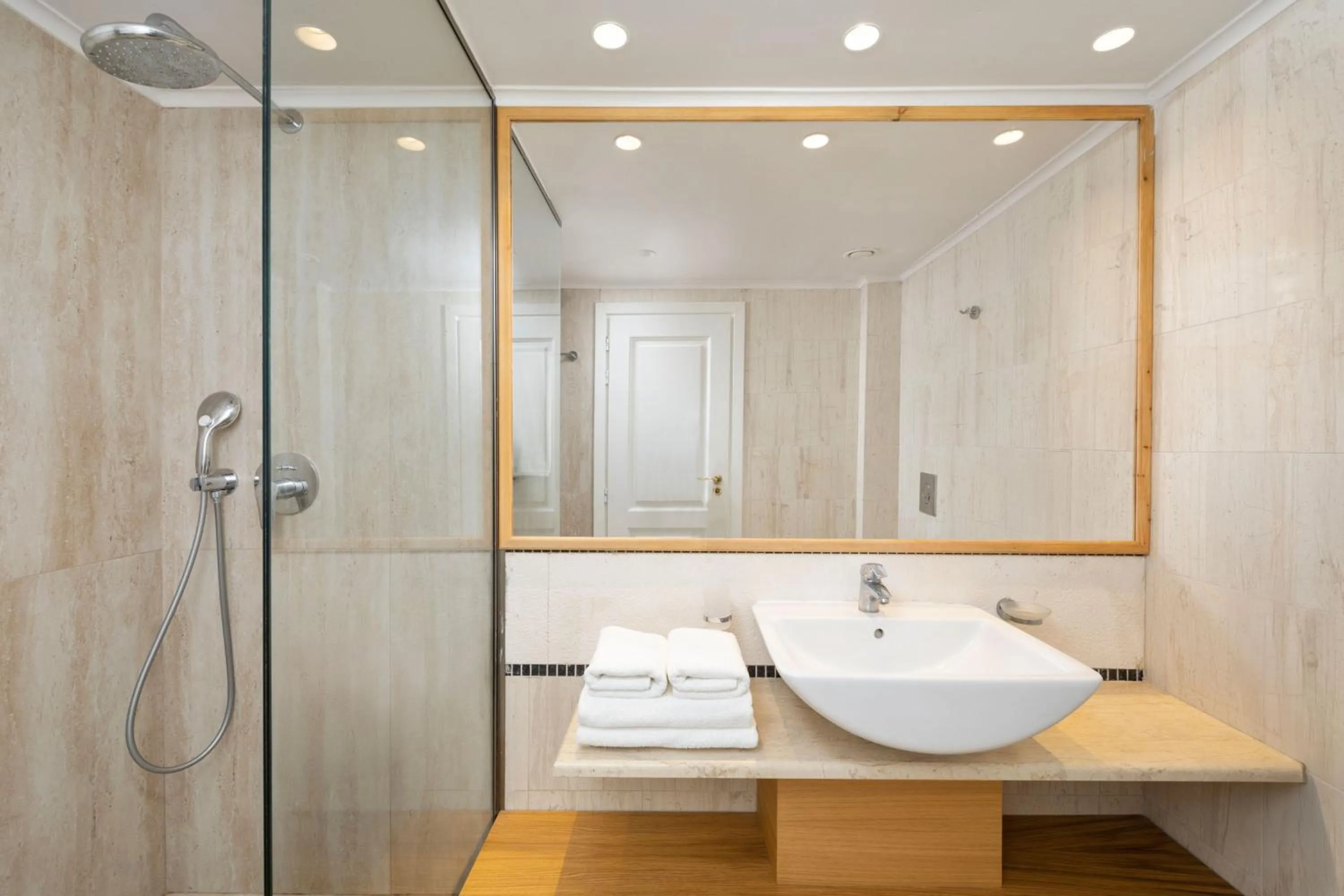 Family Premium in Roda Beach Resort & Spa