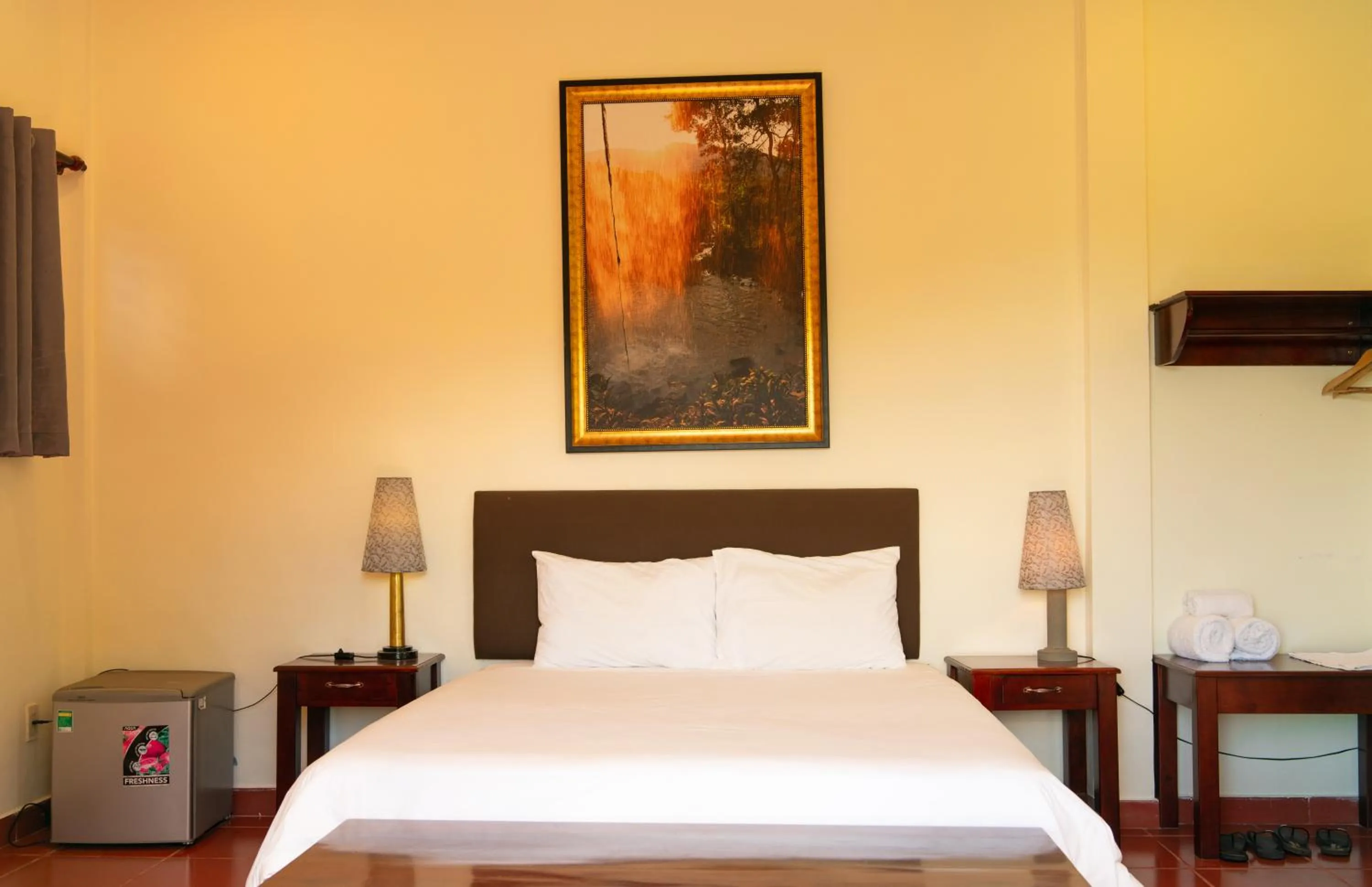 Bungalow - Water Front  in Ivory Falls Villa