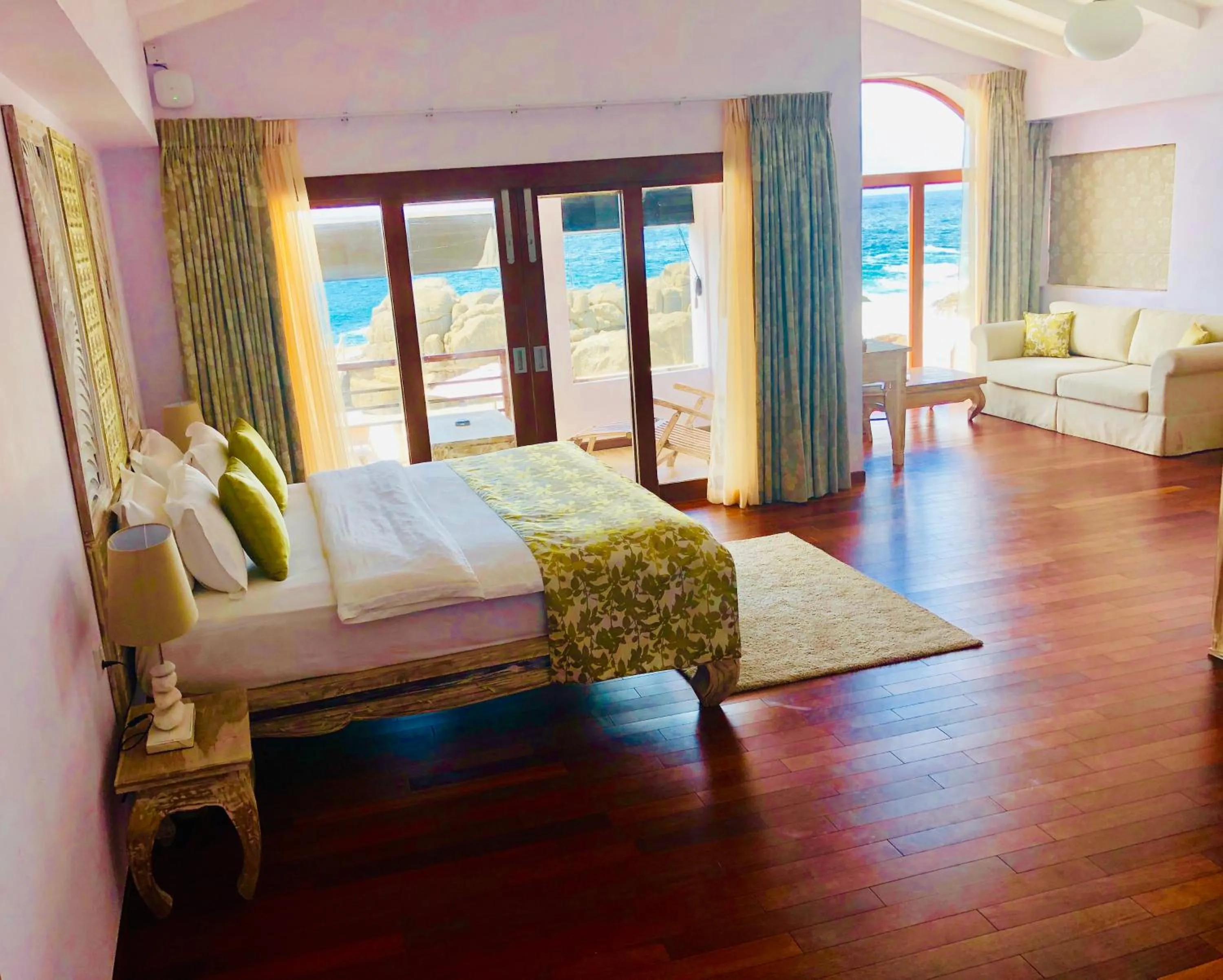 Deluxe Double Room in Thaproban Pavilion Resort and Spa