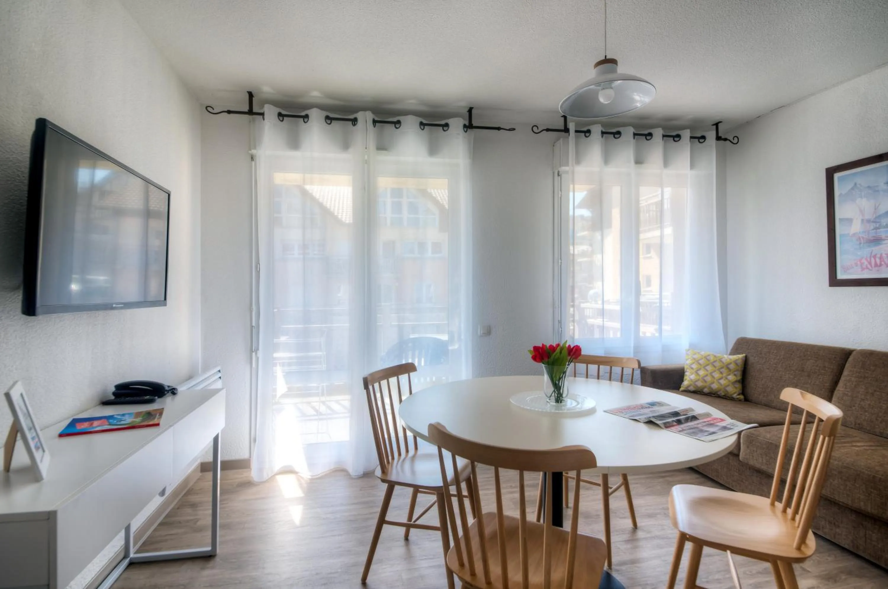 Standard Two-Bedroom Apartment in Zenitude Evian Les Terrasses du Lac, an Ascend Collection Hotel