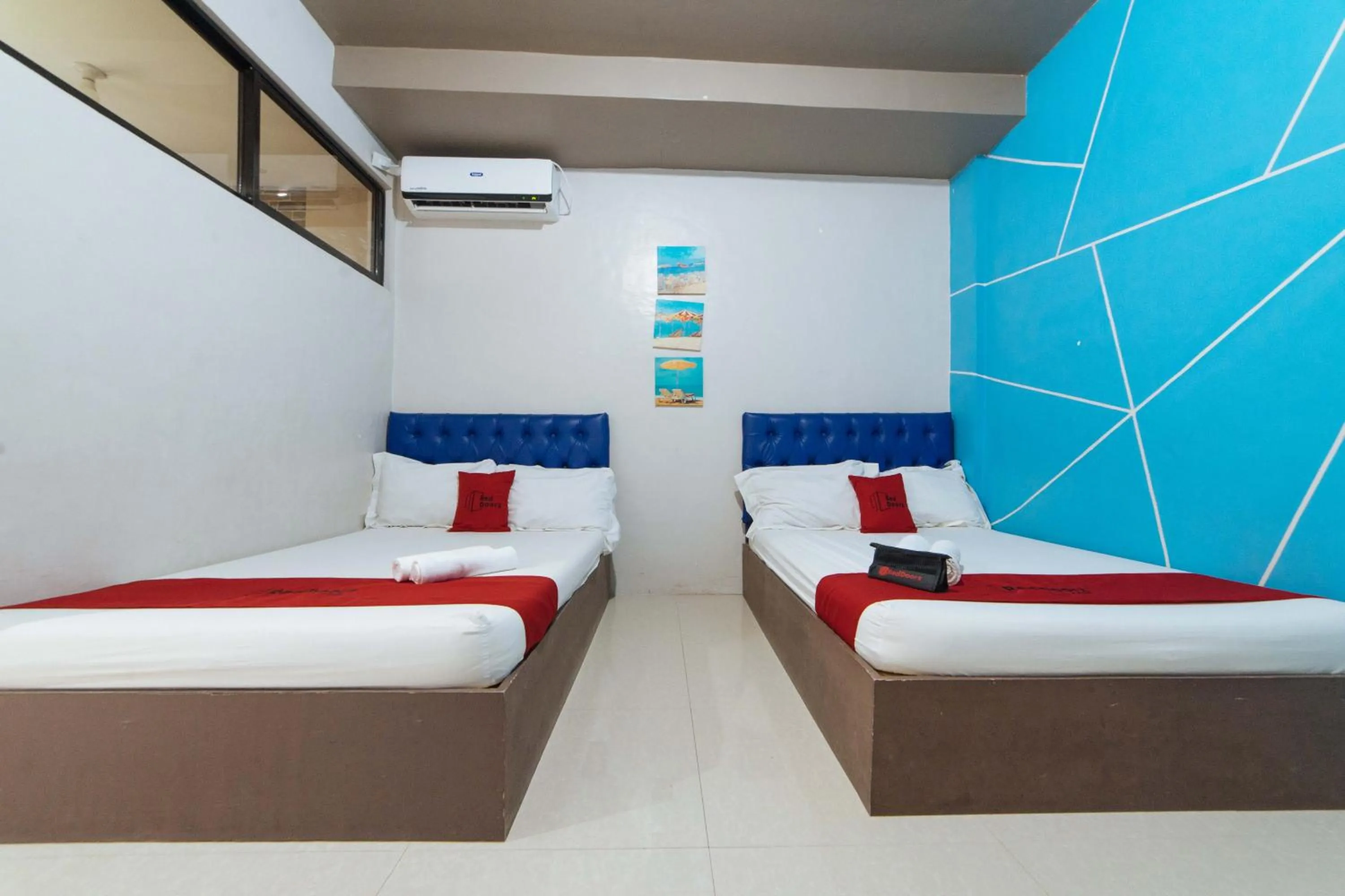 Suite in RedDoorz @ Aparente Gensan