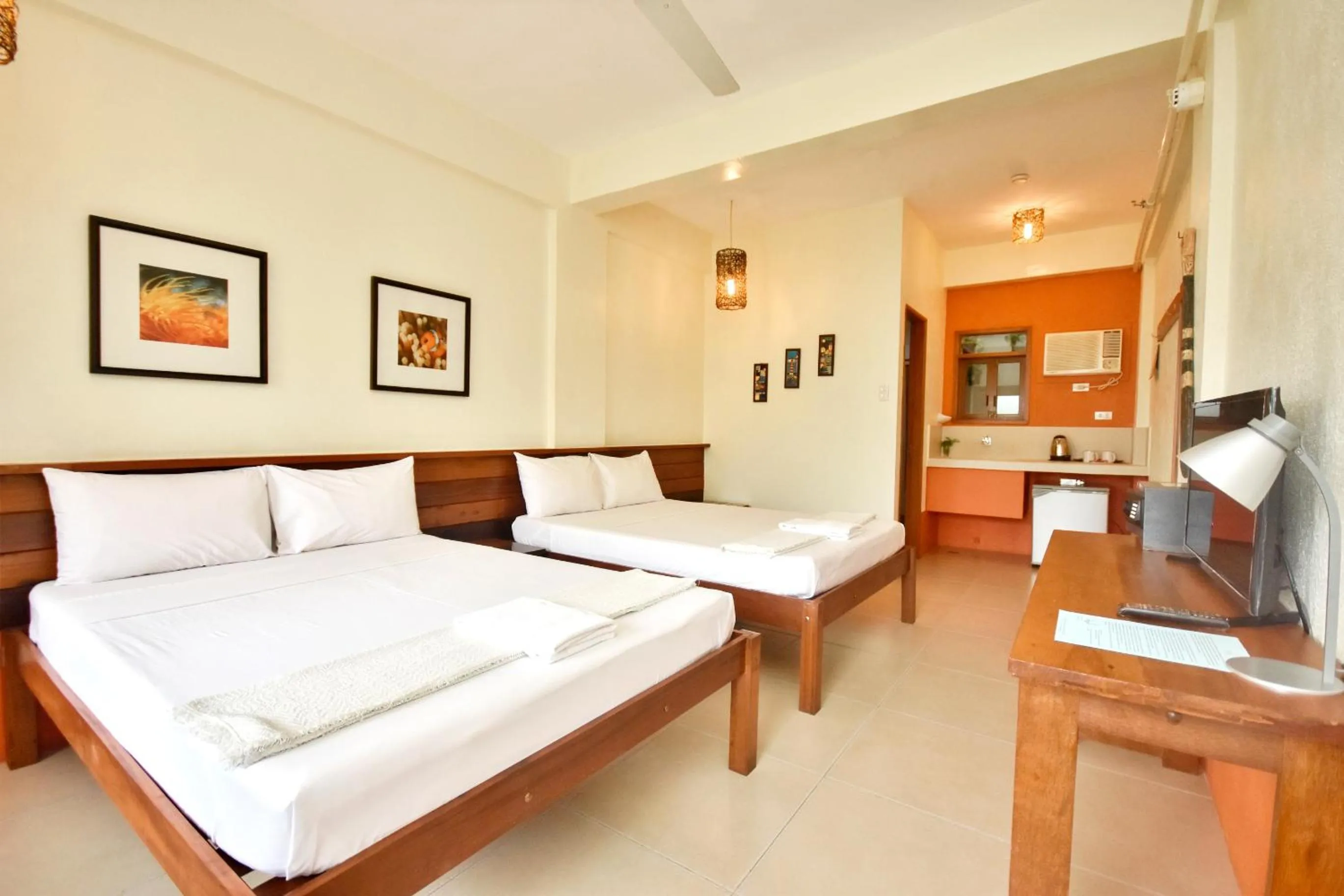 Deluxe Twin Room in Agos Boracay Rooms + Beds