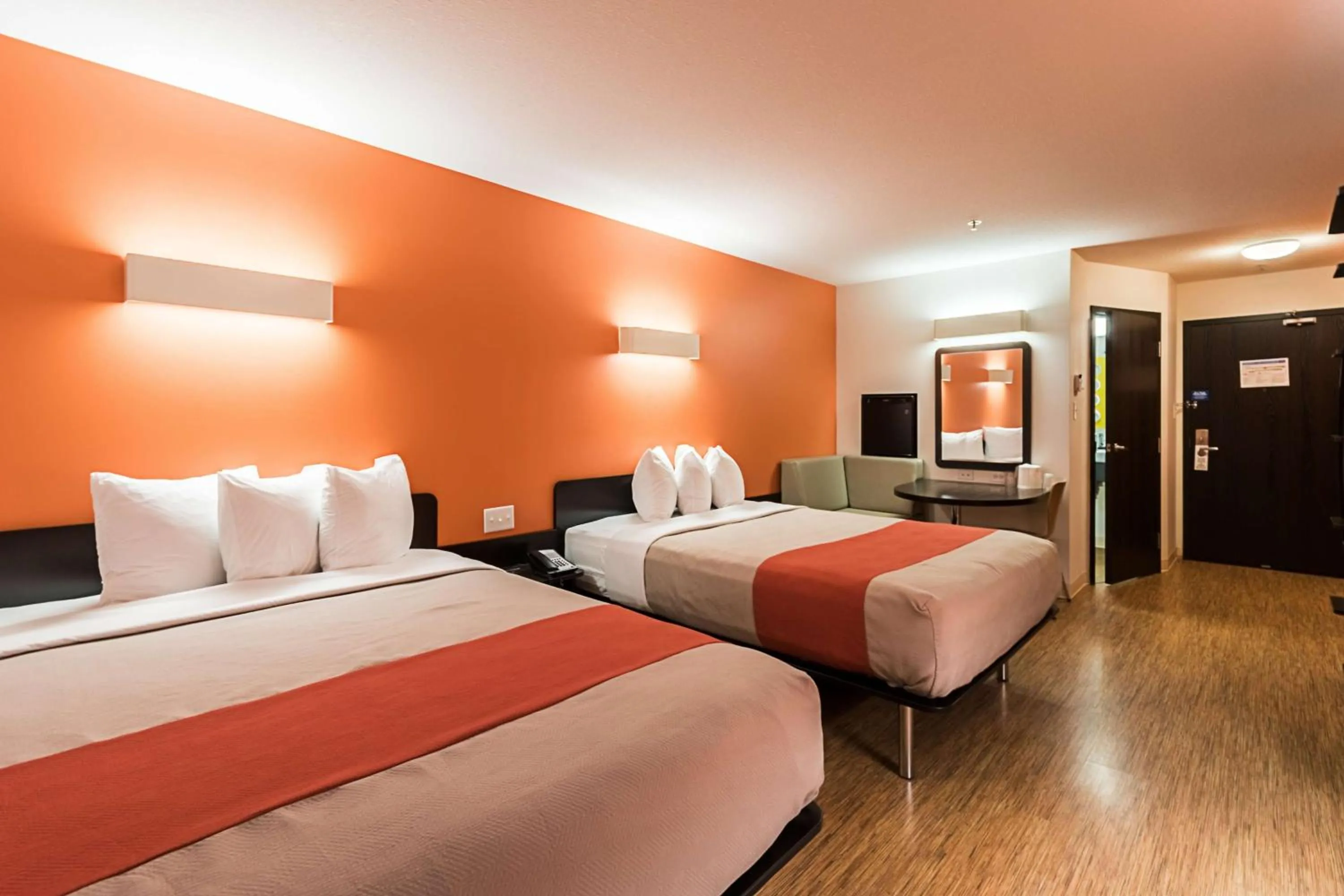 Queen Room with Two Queen Beds - Non-Smoking in Motel 6-Moosomin, SK