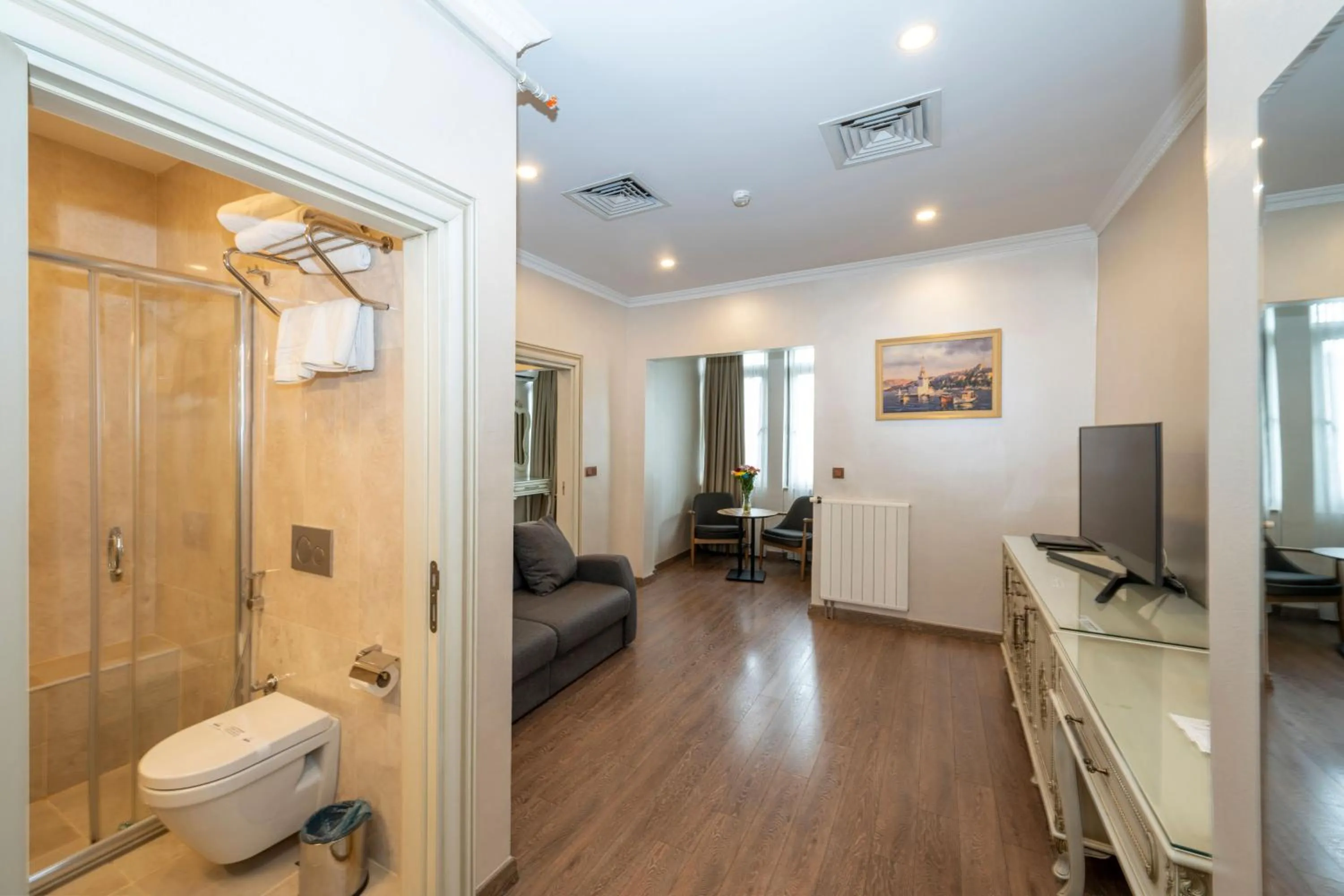 Junior Suite in Almadina Hotel Istanbul