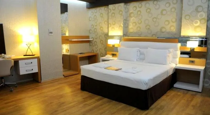 Junior Suite - single occupancy in Anemon Grand Adana Otel