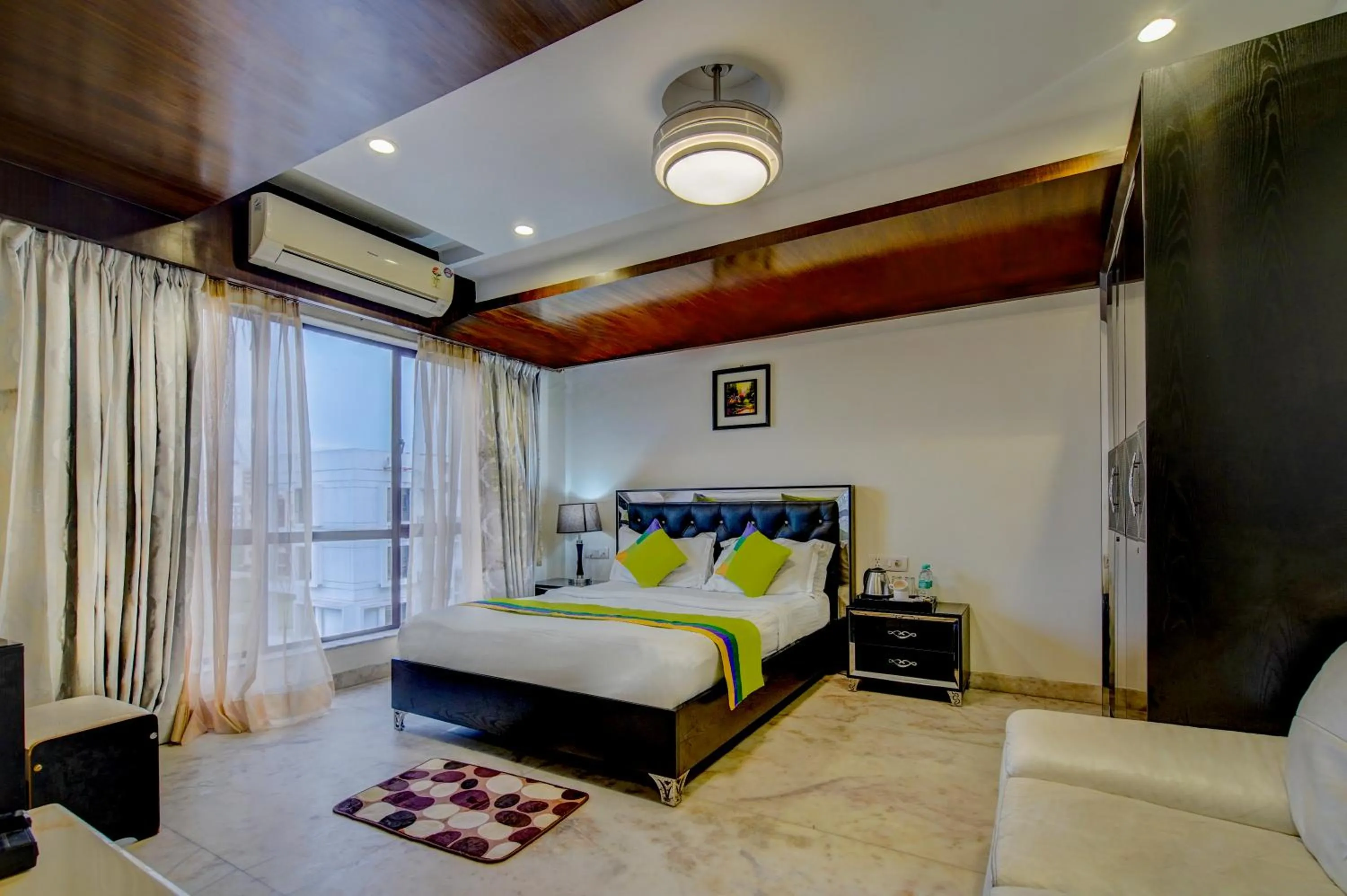 Treebo Soho Newtown Near New Town Bus Stand