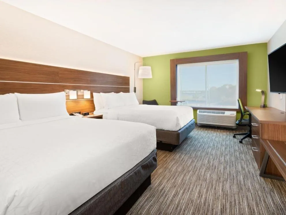 Standard Room with Two Queen Beds in Holiday Inn Express & Suites Niceville - Eglin Area by IHG