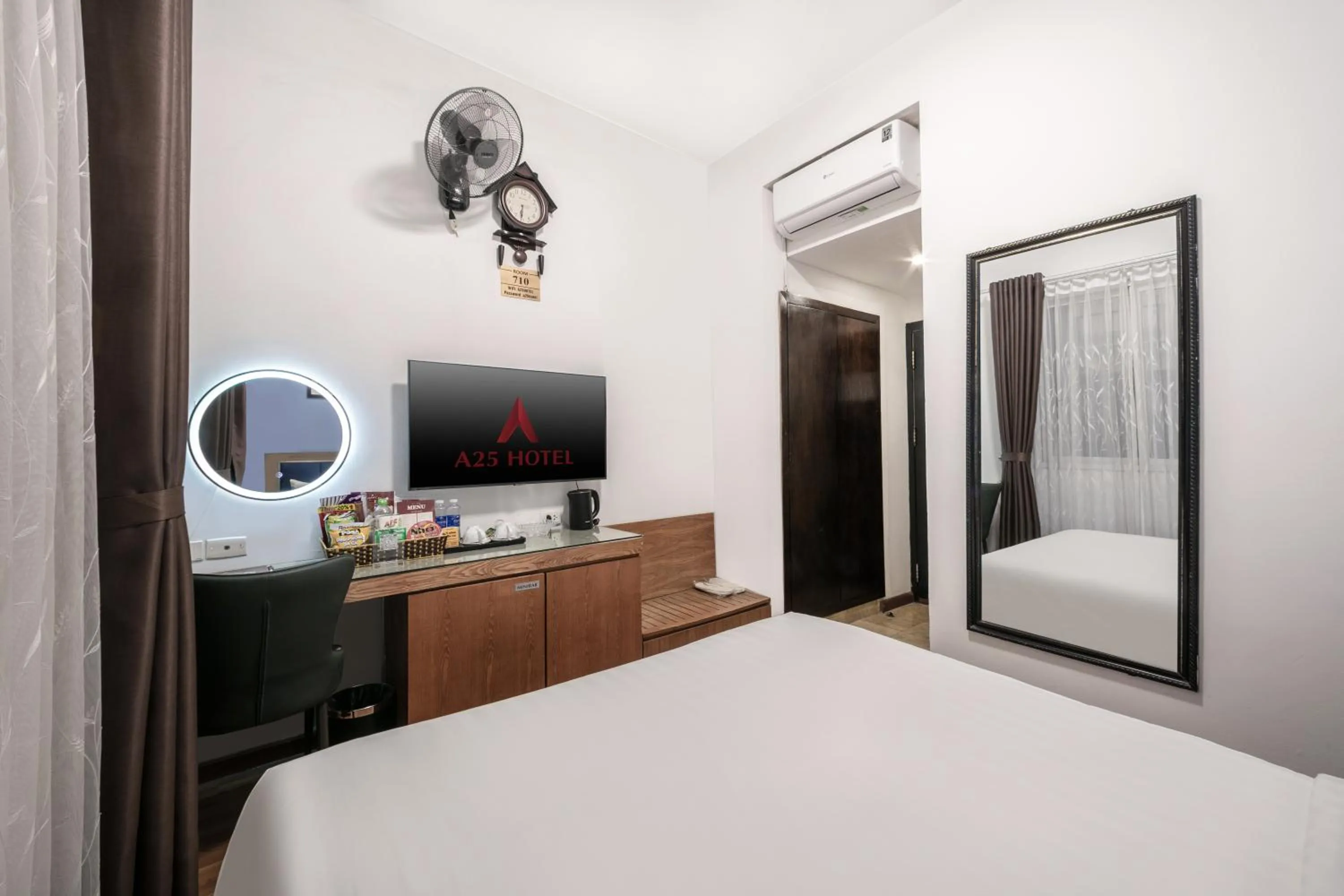 Superior Double Room in A25 Hotel - 12 Ngô Sỹ Liên