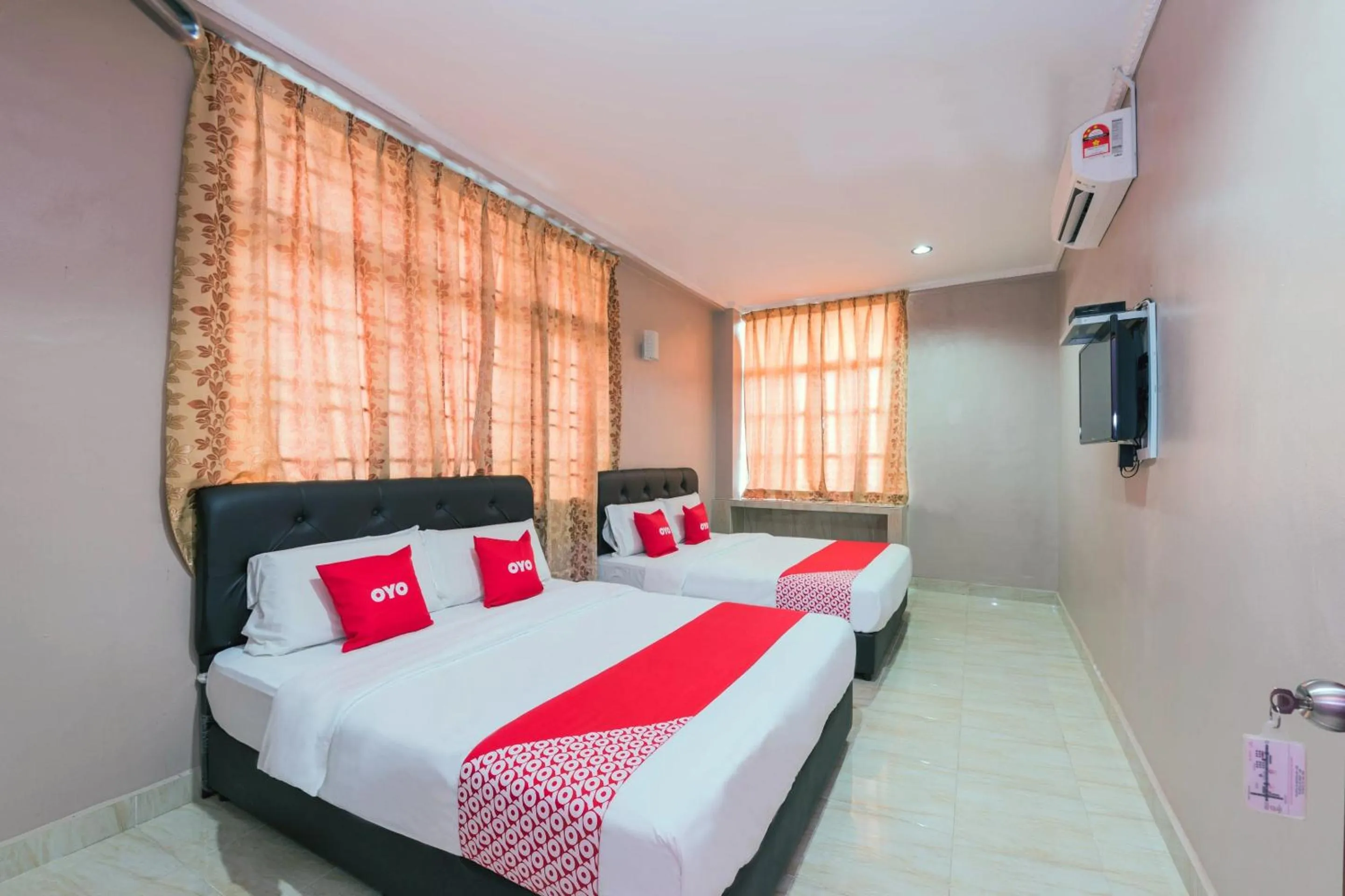 Family Suite in Hotel O Rg Motel