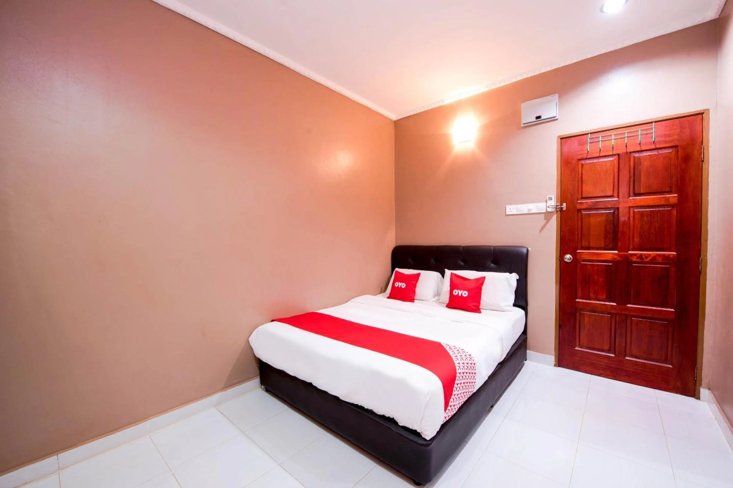 Standard Double Room in Hotel O Rg Motel