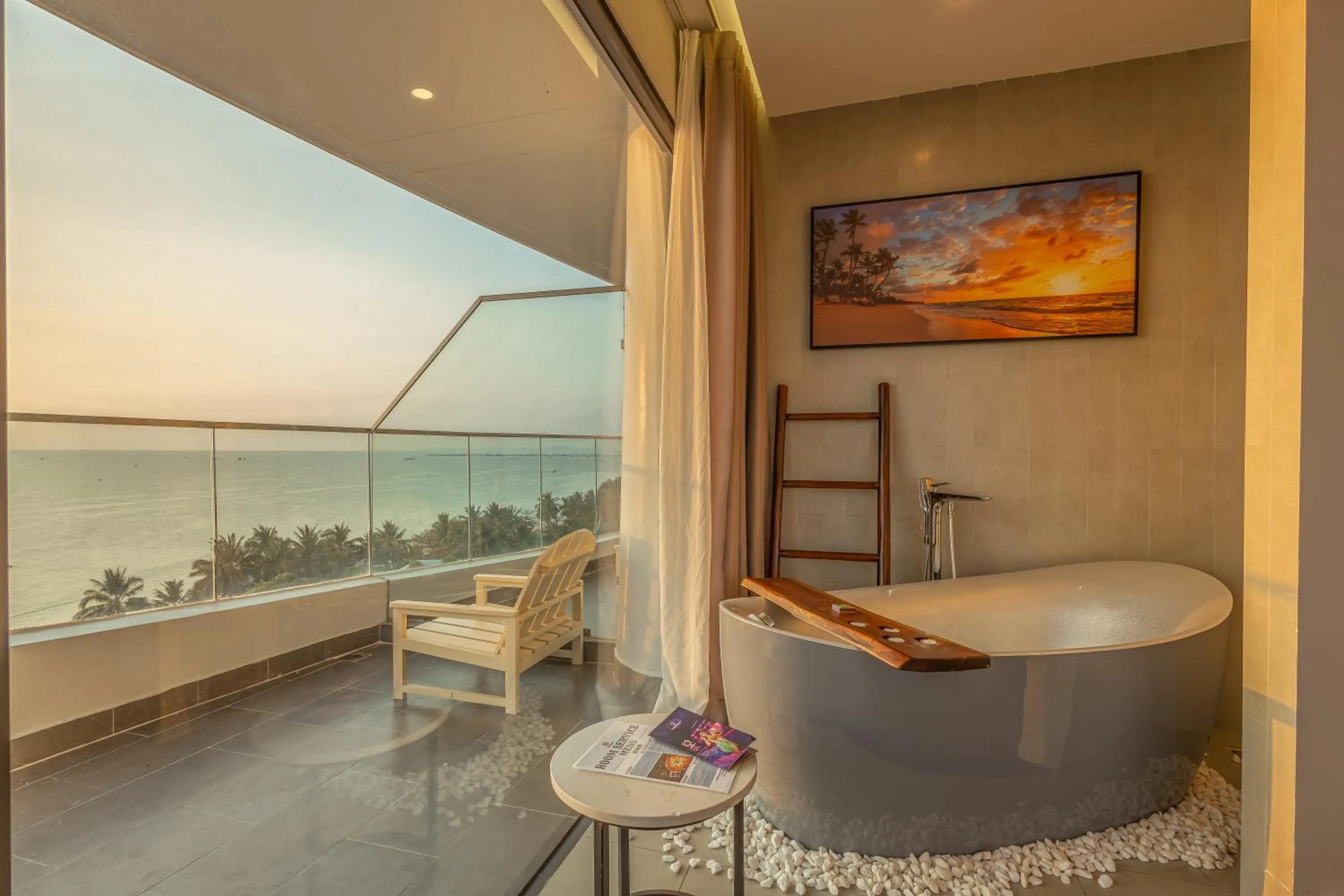 Sunset Premium Ocean Panorama in Sunset Beach Resort and Spa