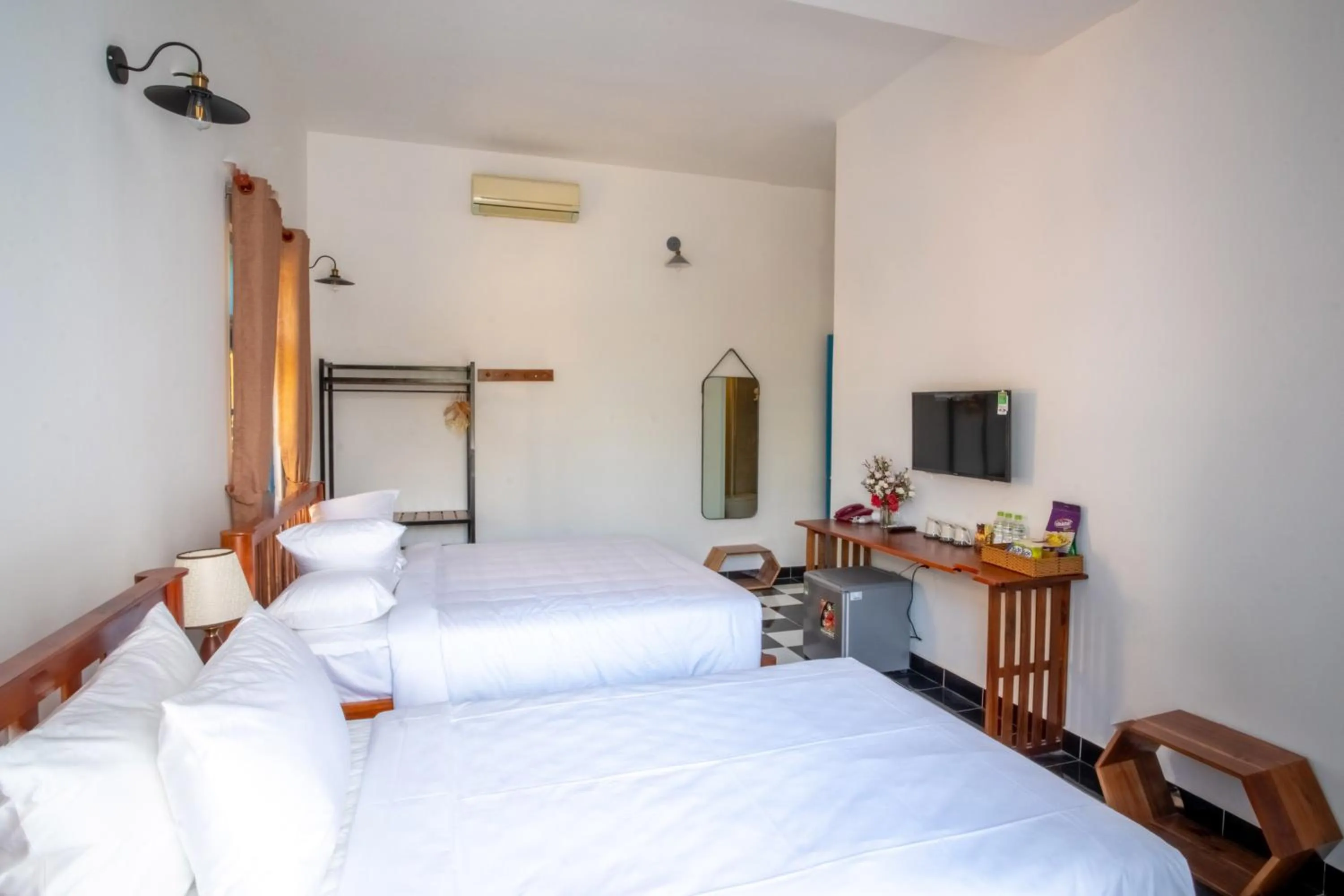 Deluxe Family Suite in Vida Loca Sunset Beach Resort