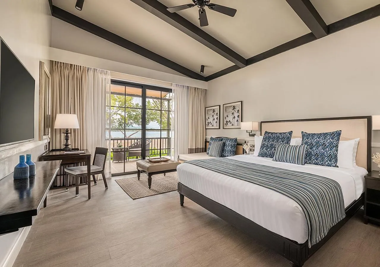 One Bedroom Ocean Suite with Pool in Dusit Thani Lubi Plantation Resort