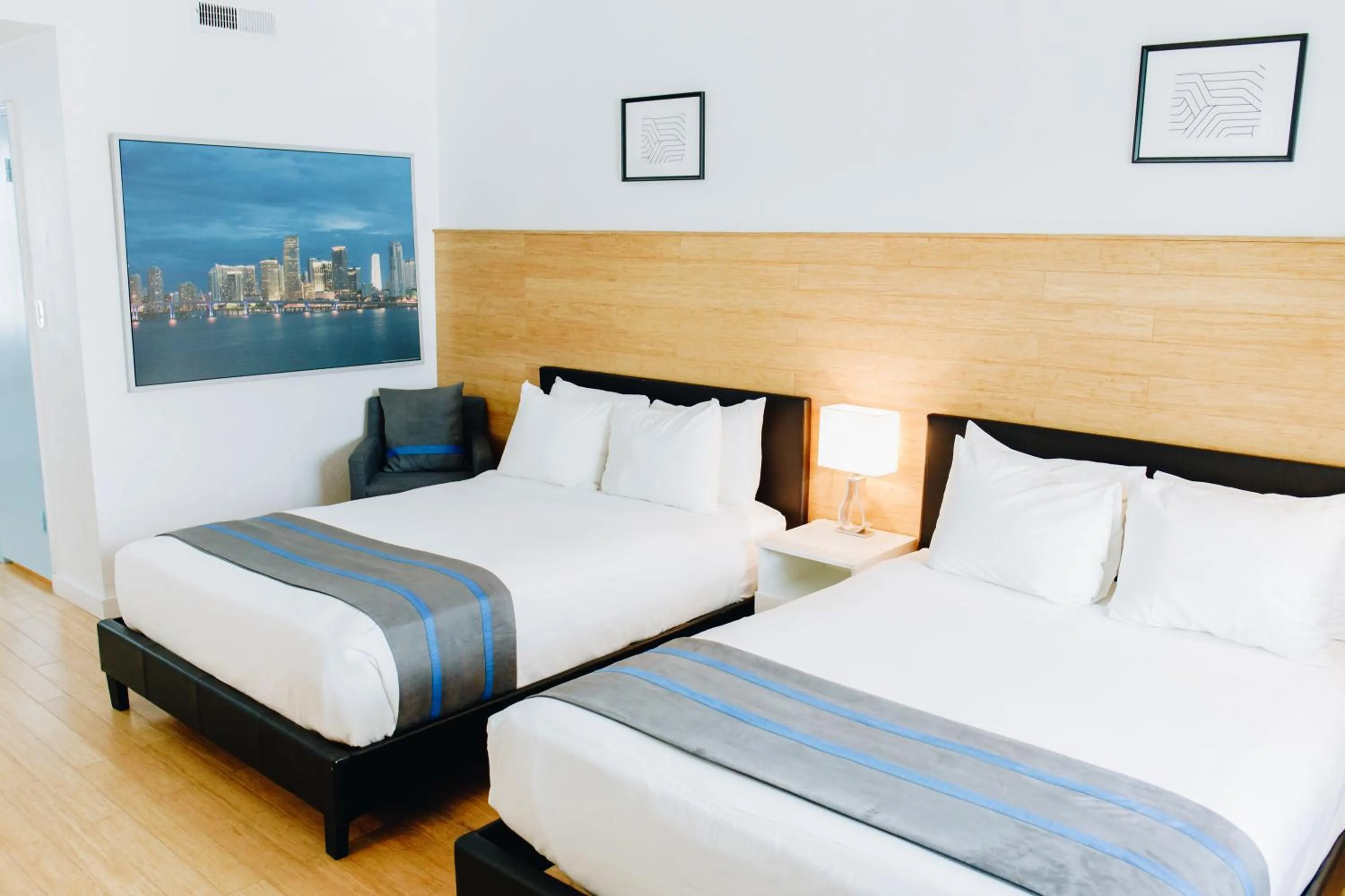 Standard Double Room in Aqua Hotel & Suites