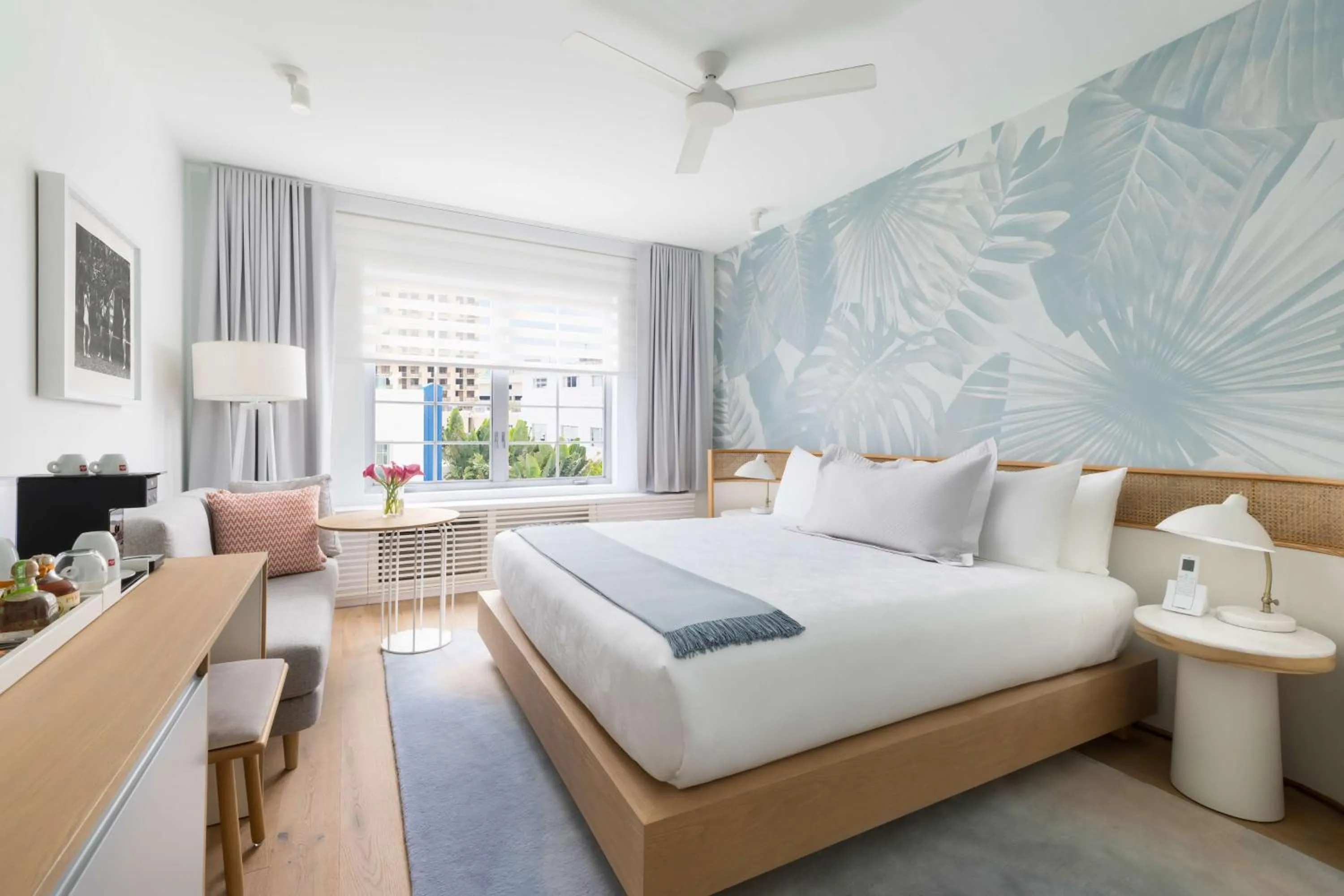 Deluxe King Room in Park Central South Beach