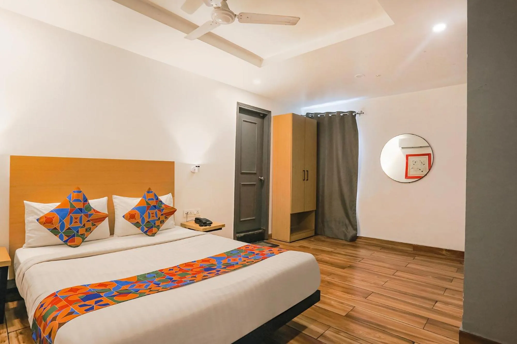 Deluxe Room - single occupancy in FabExpress PP Residency