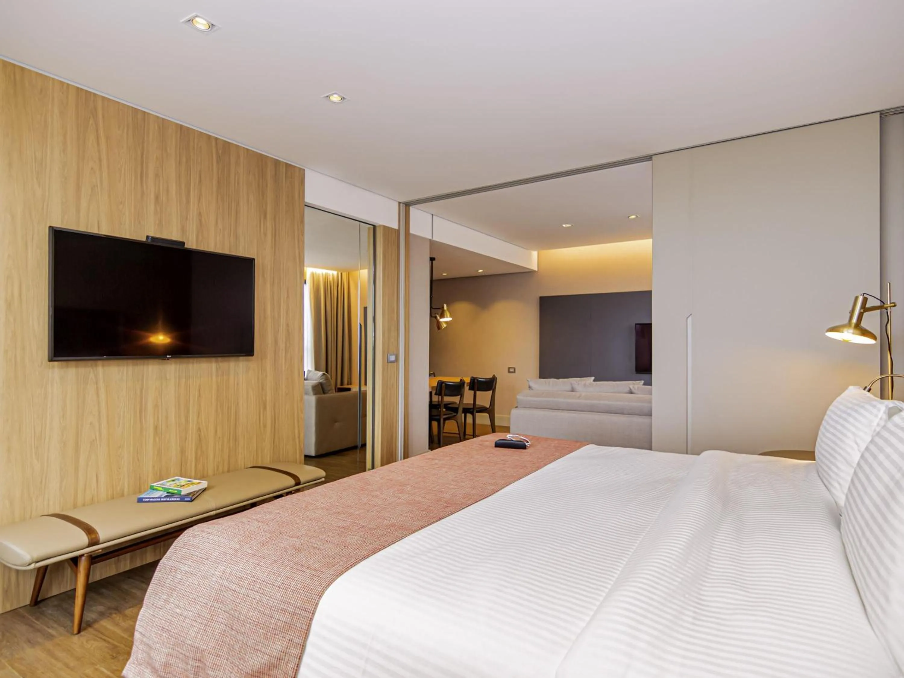 Master Suite - single occupancy in Mercure Itajai Navegantes