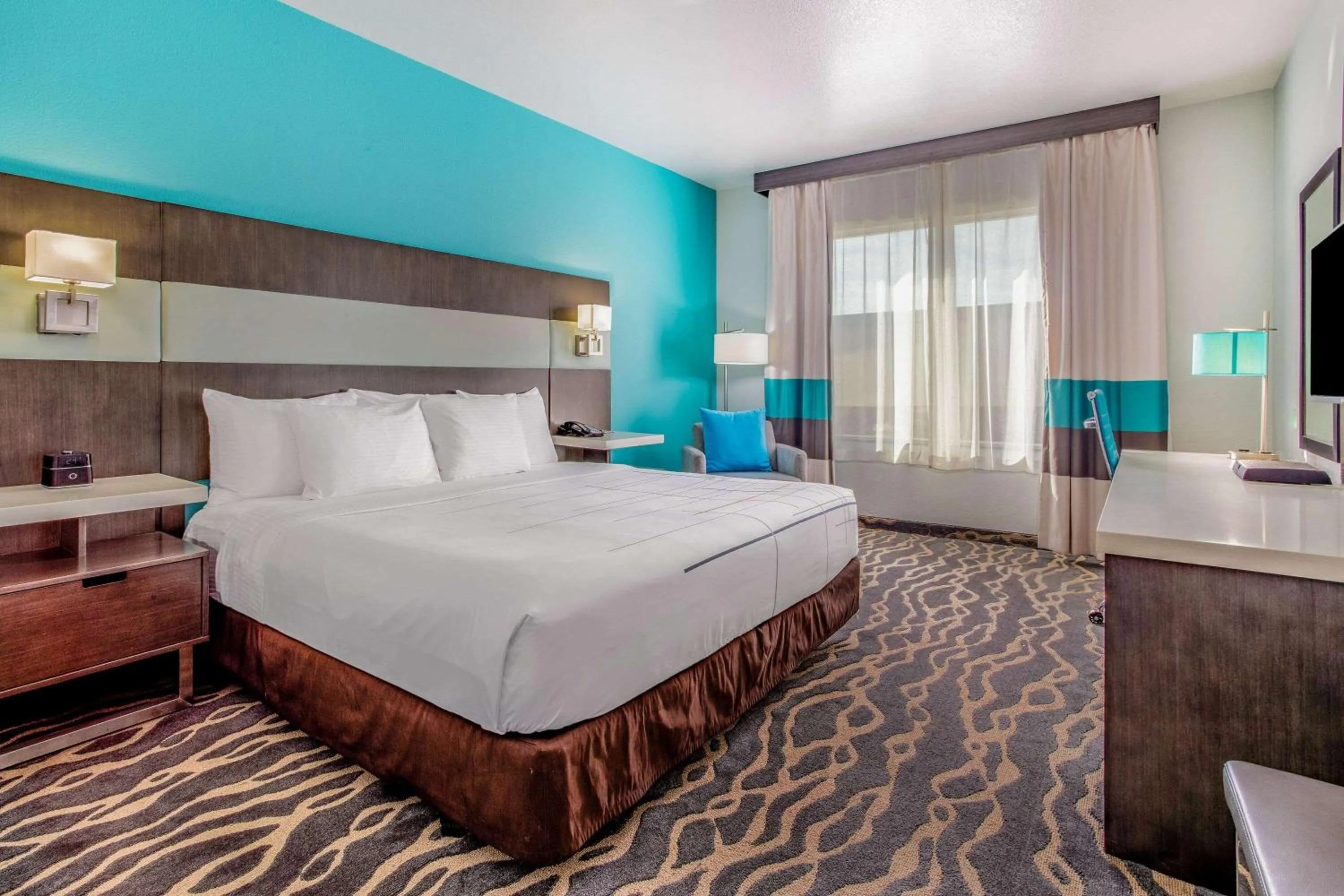 King Studio Suite - Non-Smoking in La Quinta Inn & Suites by Wyndham Northlake Ft. Worth
