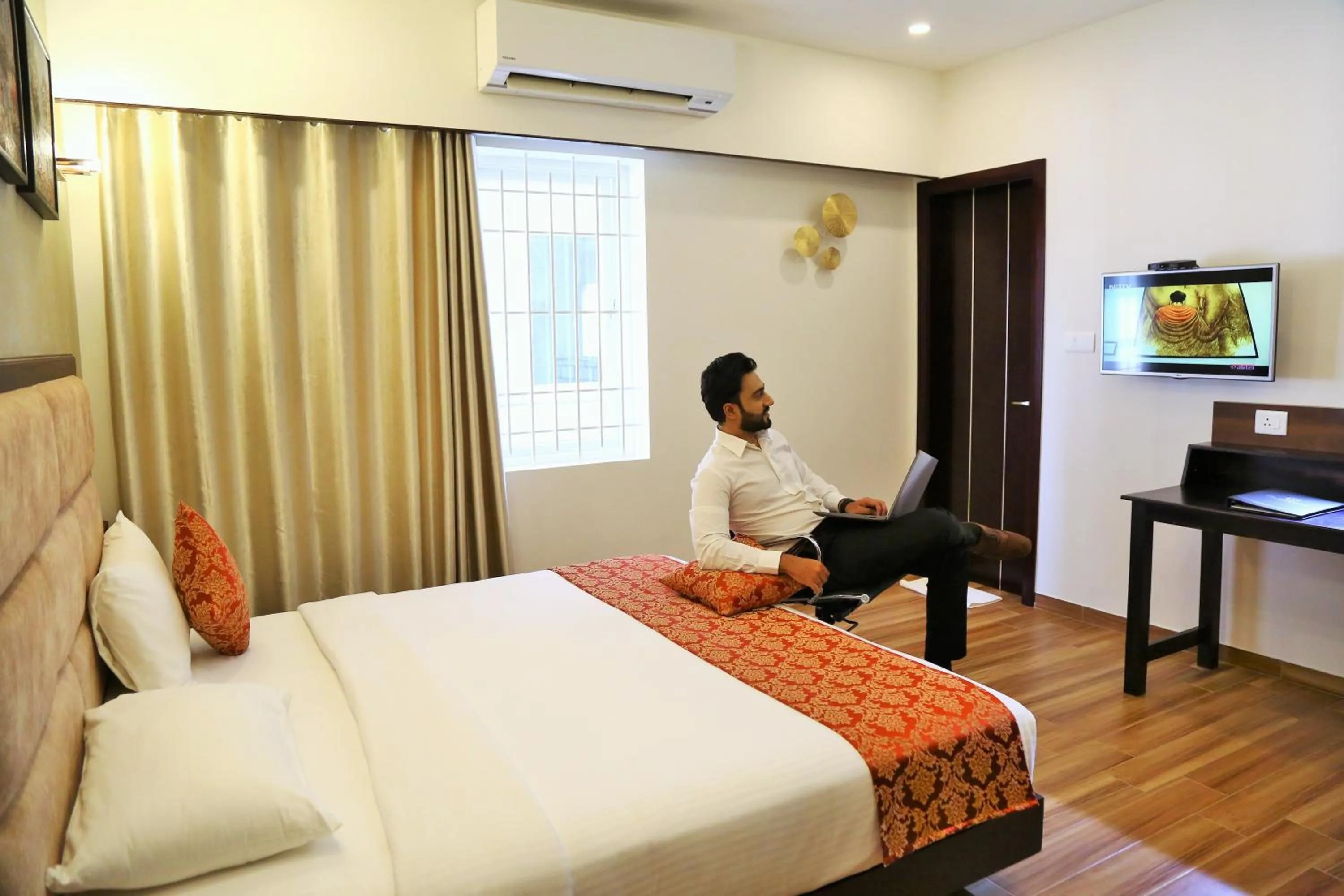 Deluxe King Room in The Continentti Whitefield