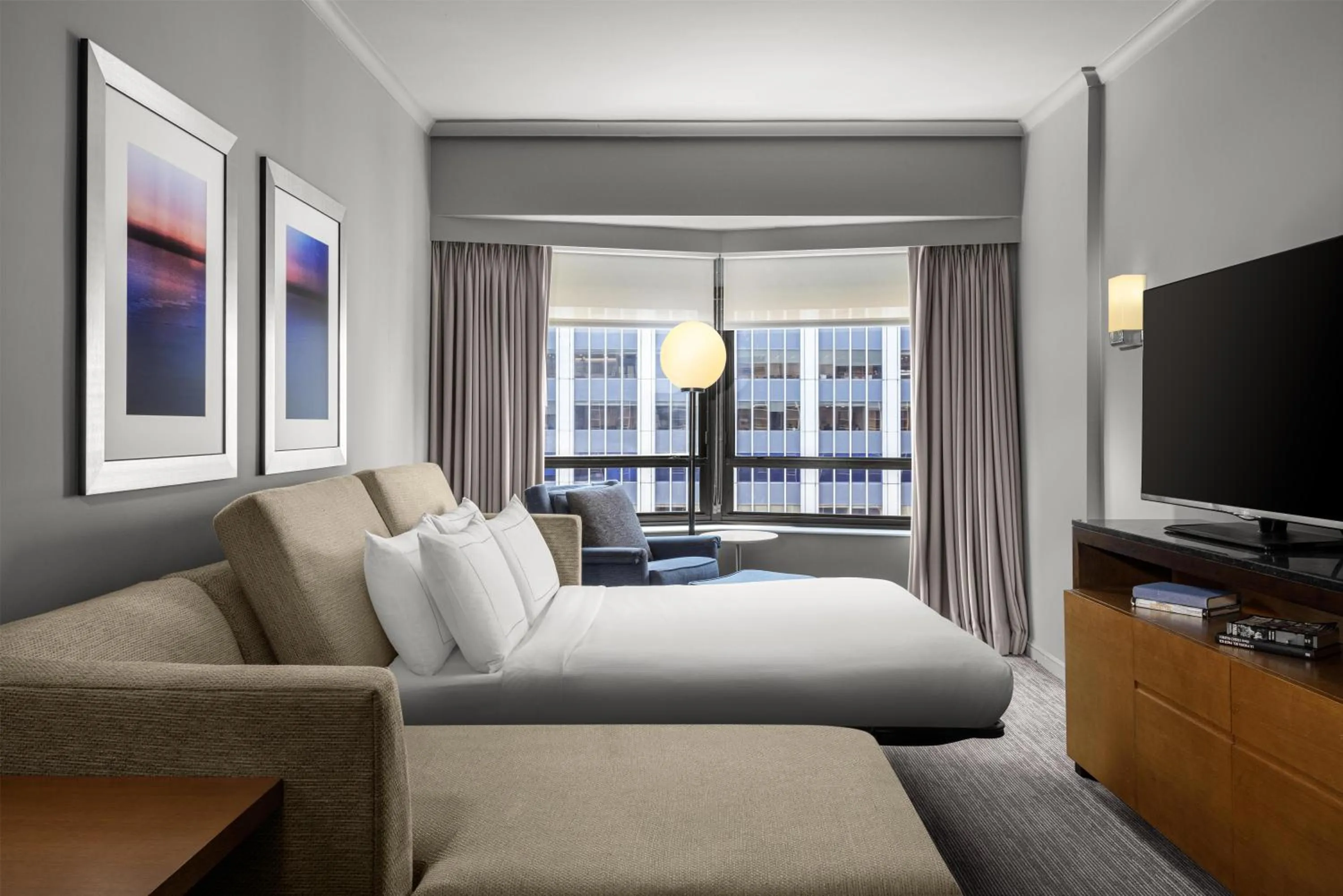 Executive Suite 1 King Bed With Sofa Bed in New York Hilton Midtown