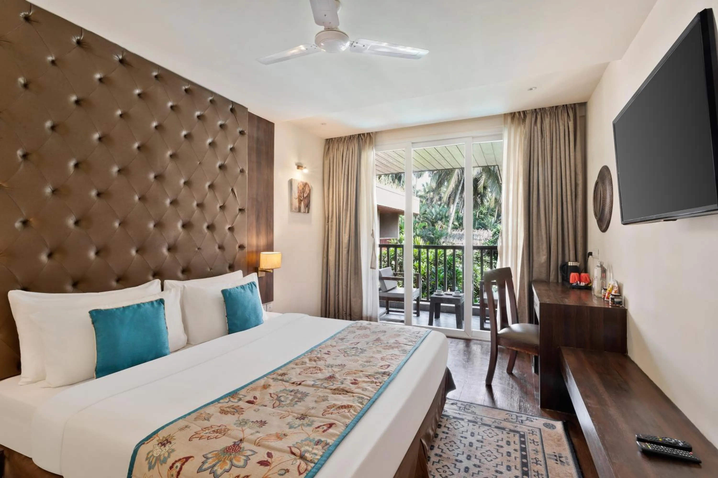 Super Deluxe Pool View Room with Balcony (with complimentary Kayaking and 20% off on Massage session) in Riva Beach Resort