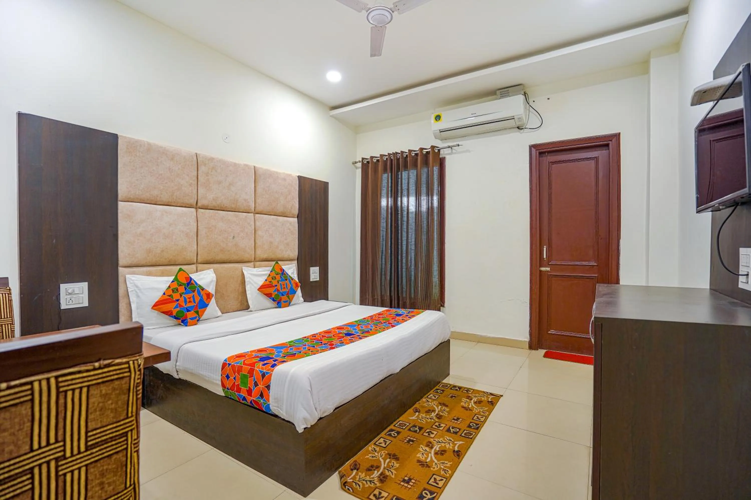 Deluxe Room - single occupancy in FabHotel Grand Inn