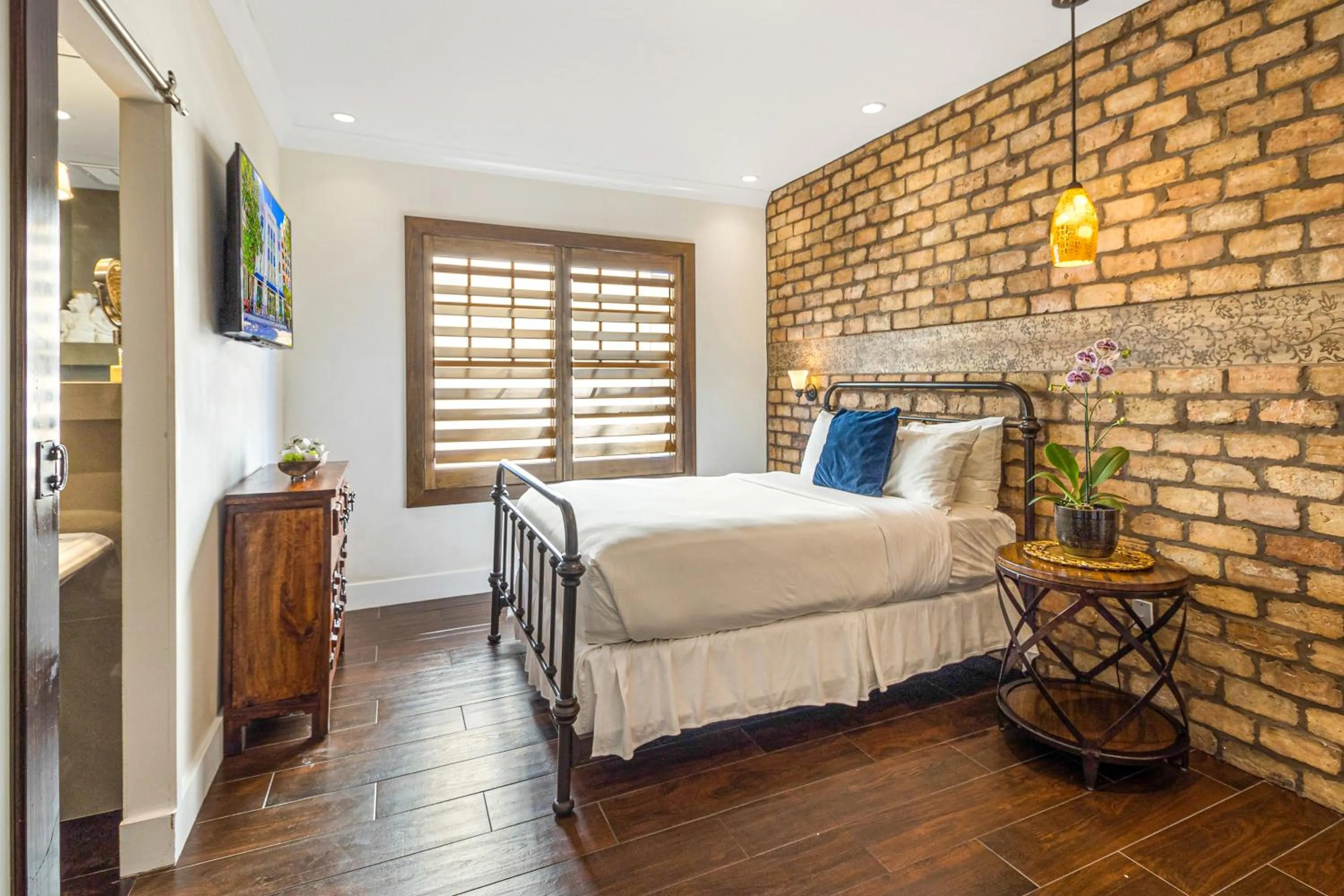 Classic Room 1 Double Size Bed in Cavalier South Beach Hotel