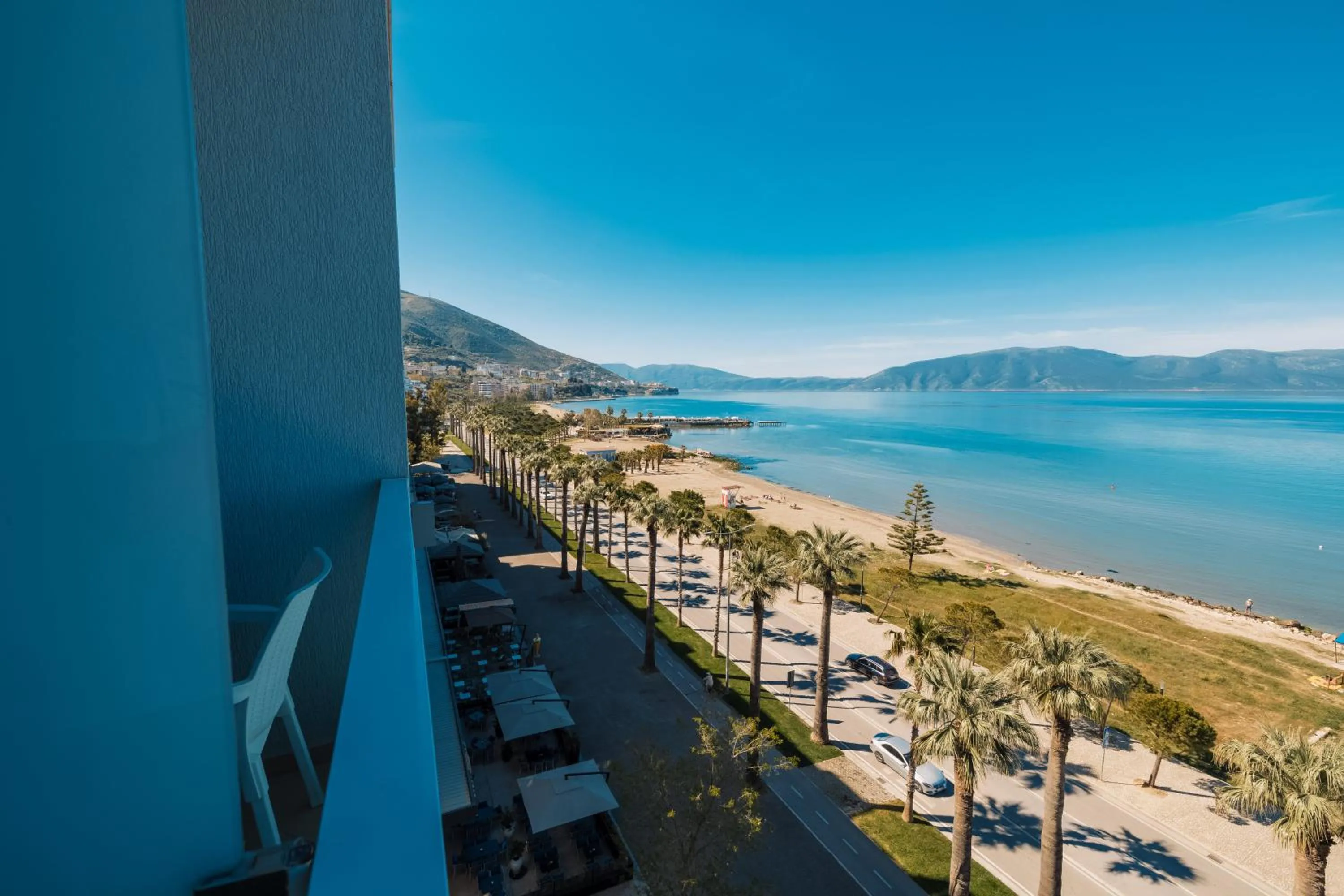 Suite with Balcony and Sea View in DUKA Hotel