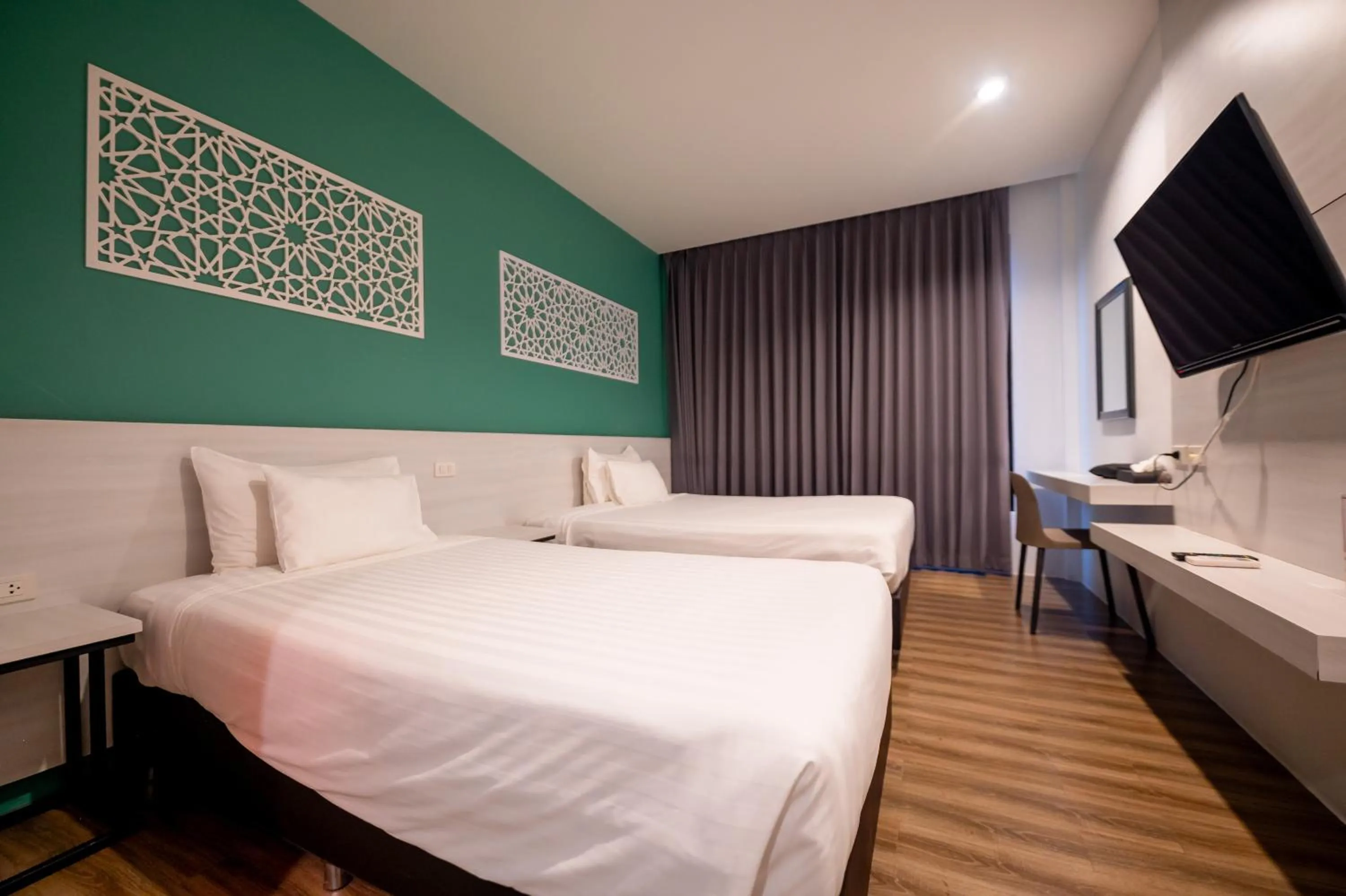 Superior Twin Room in TOBEDzZ HOTEL
