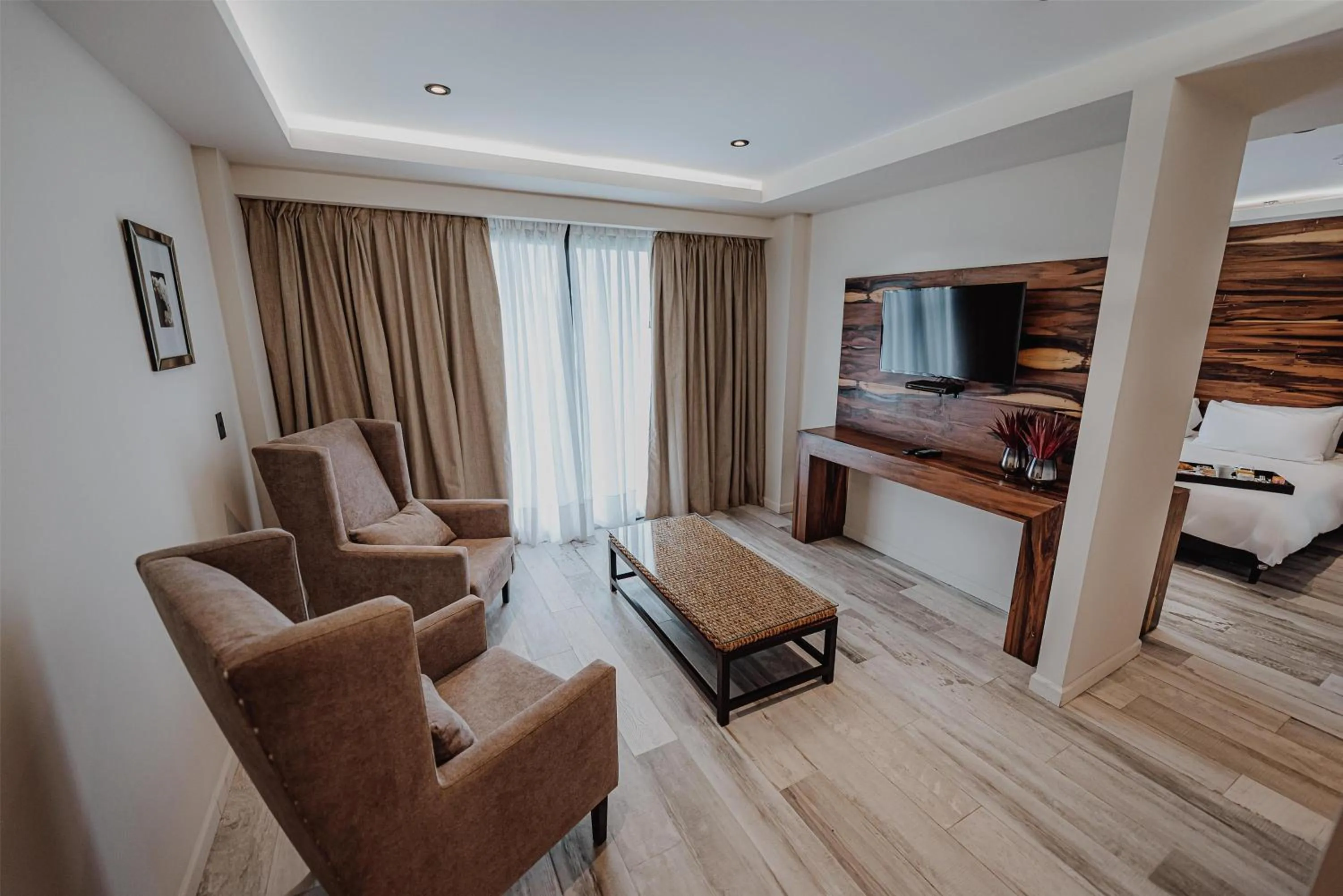 Queen Room with Spa Bath in La Urumpta Hotel, AKEN MIND