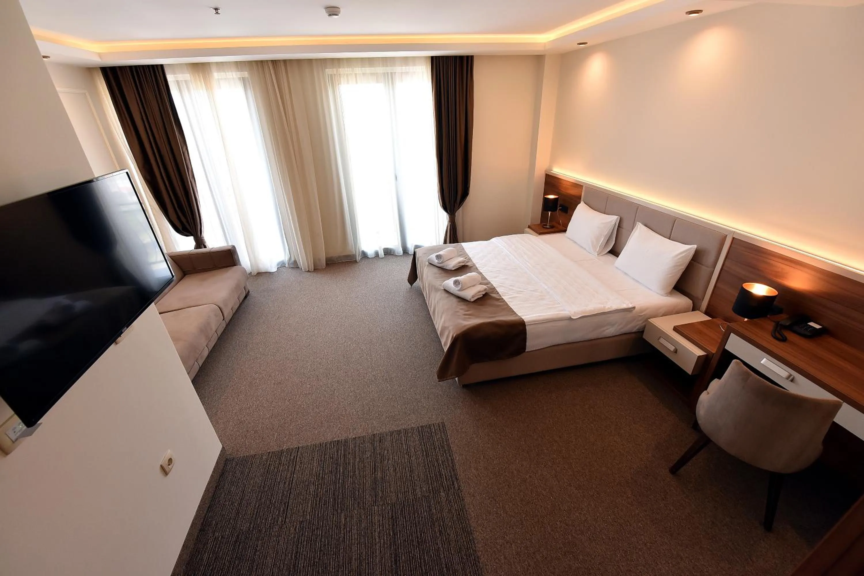 Standard Queen Room in Hotel Lazaro