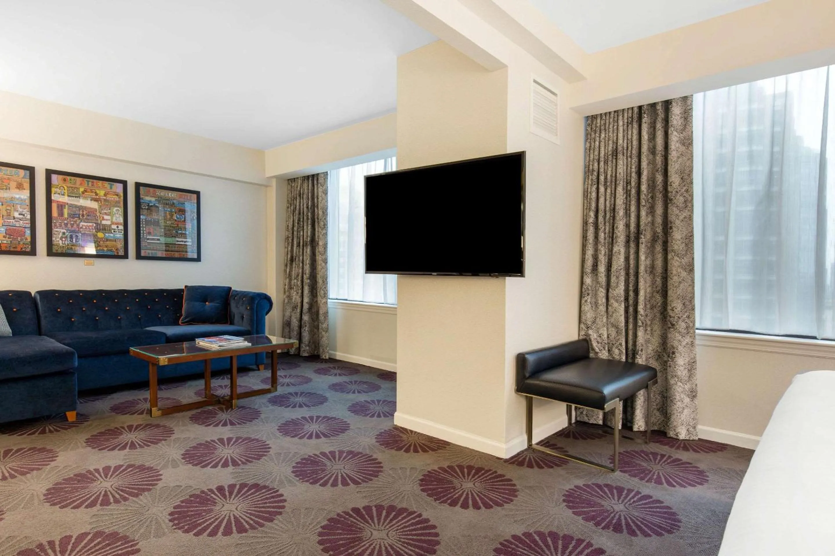 Superior King Suite with Sofa Bed in The Chicago Hotel Collection Magnificent Mile