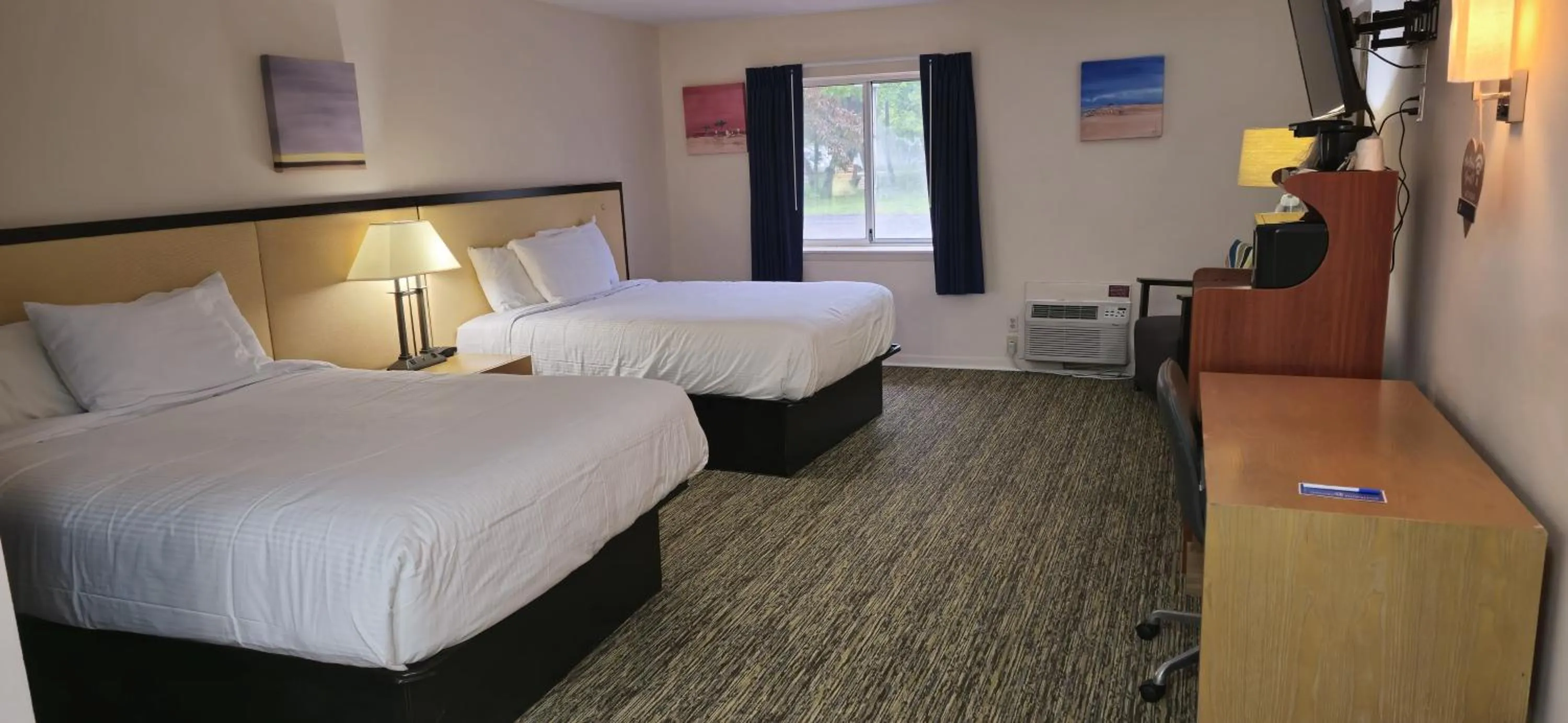 Quadruple Room with Two Queen Beds - Non Smoking in Rodeway Inn Oscoda