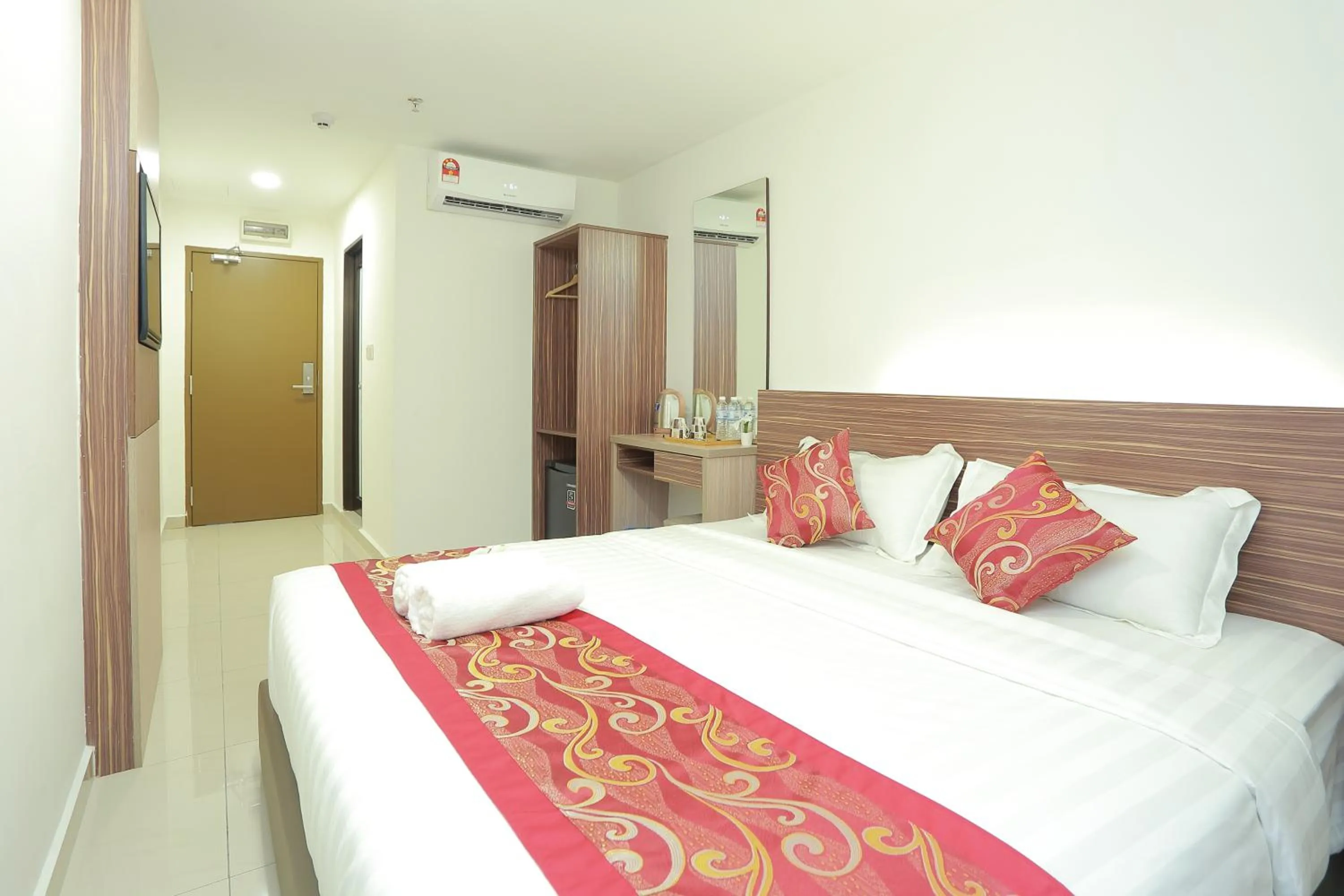 Deluxe King Room in Bitz Bintang Hotel