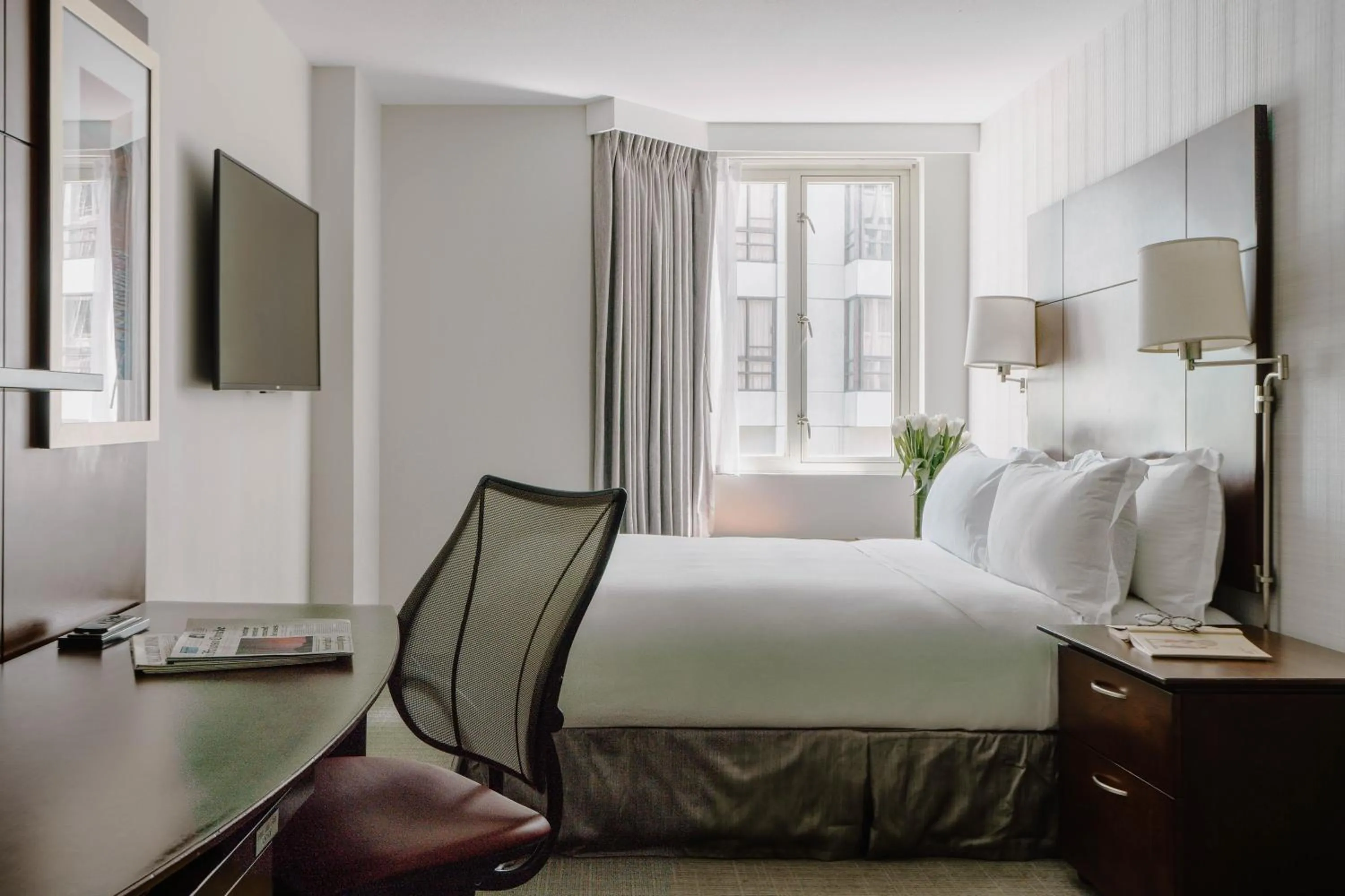 Club Room in Club Quarters Hotel Embarcadero, San Francisco