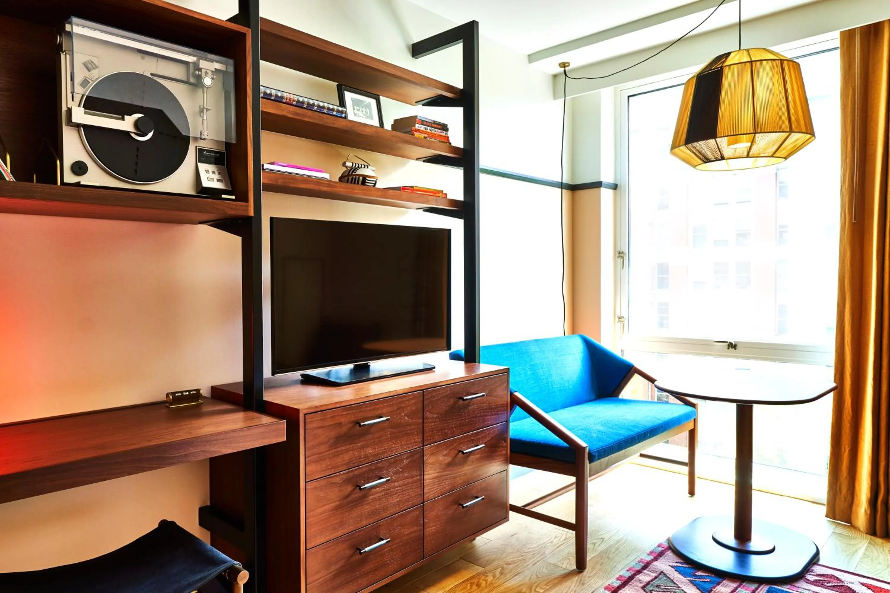 Study Queen in Eaton DC