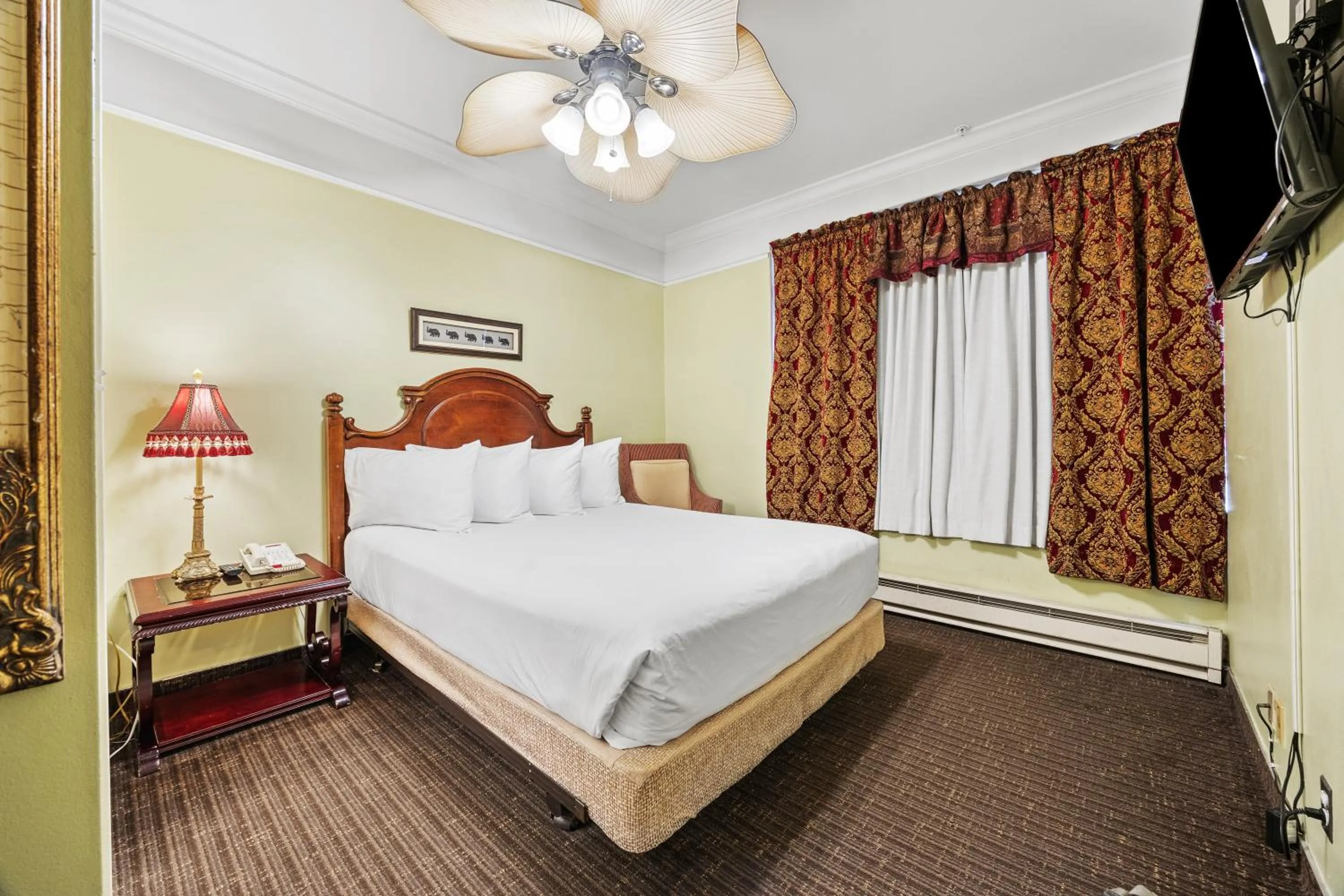 Queen Room in Fitzgerald Hotel Union Square