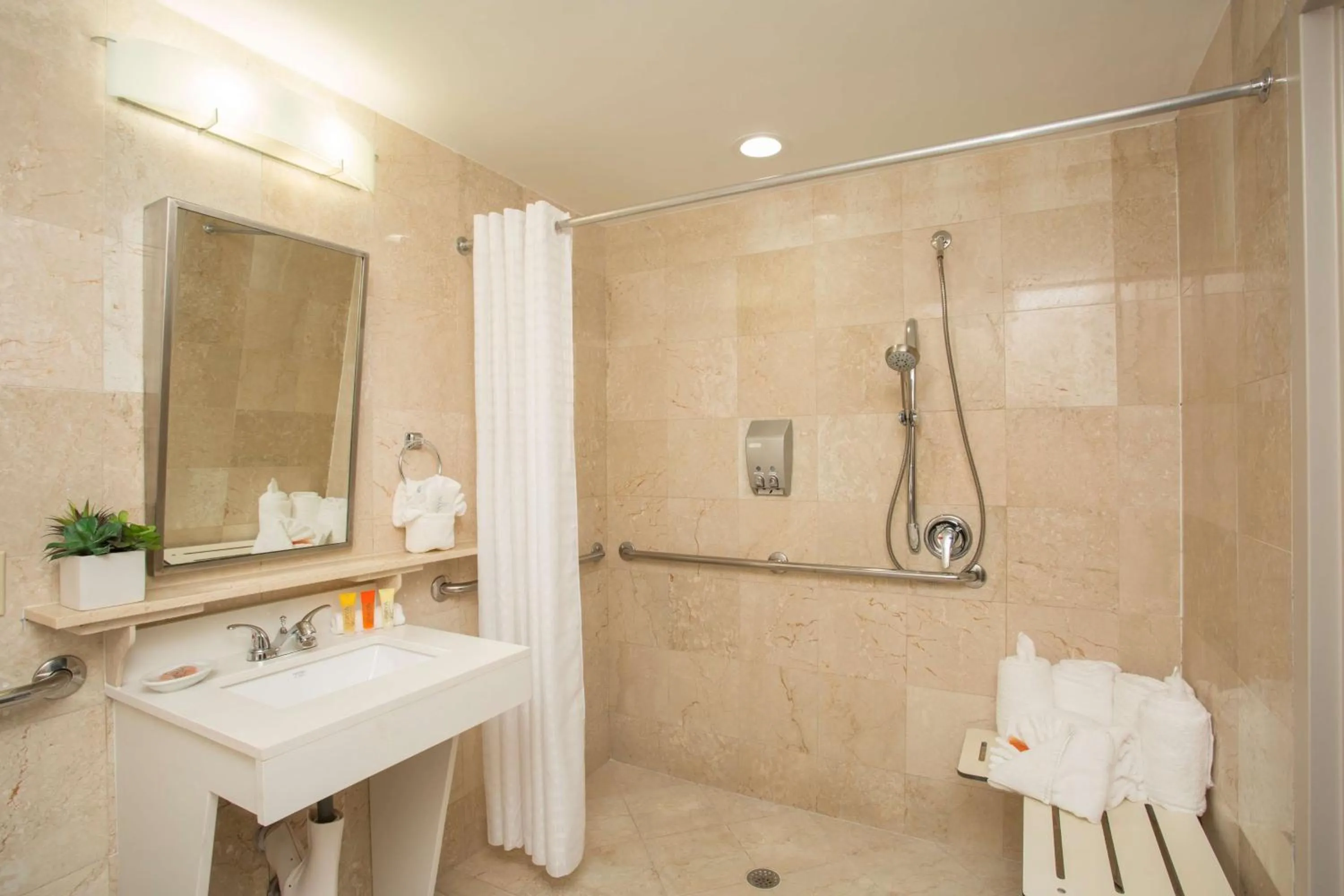 Suite with Roll in Shower - Disability Access/Non-Smoking in Best Western Plus Atlantic Beach Resort